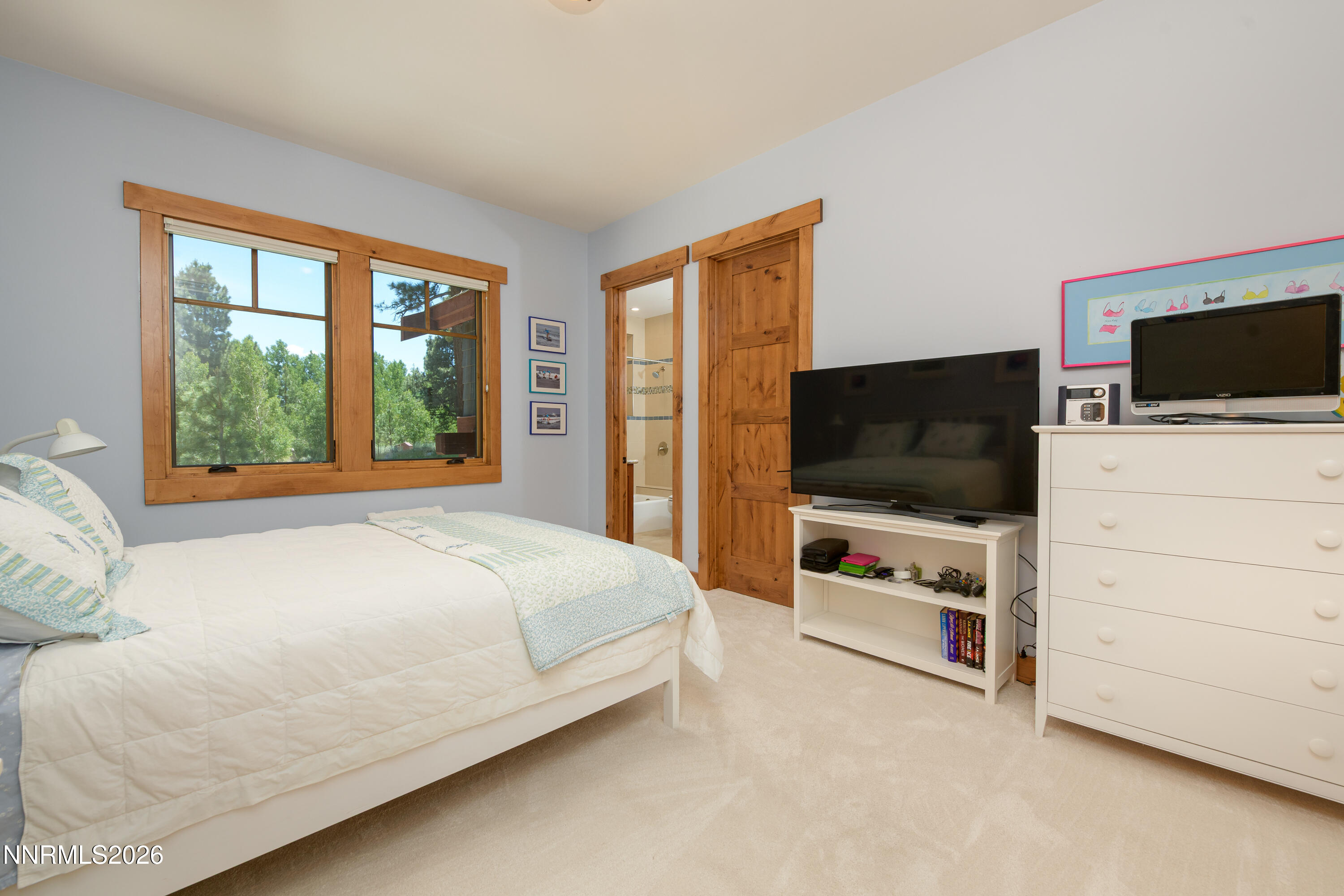271 Forest Hill Way Property Photo 26