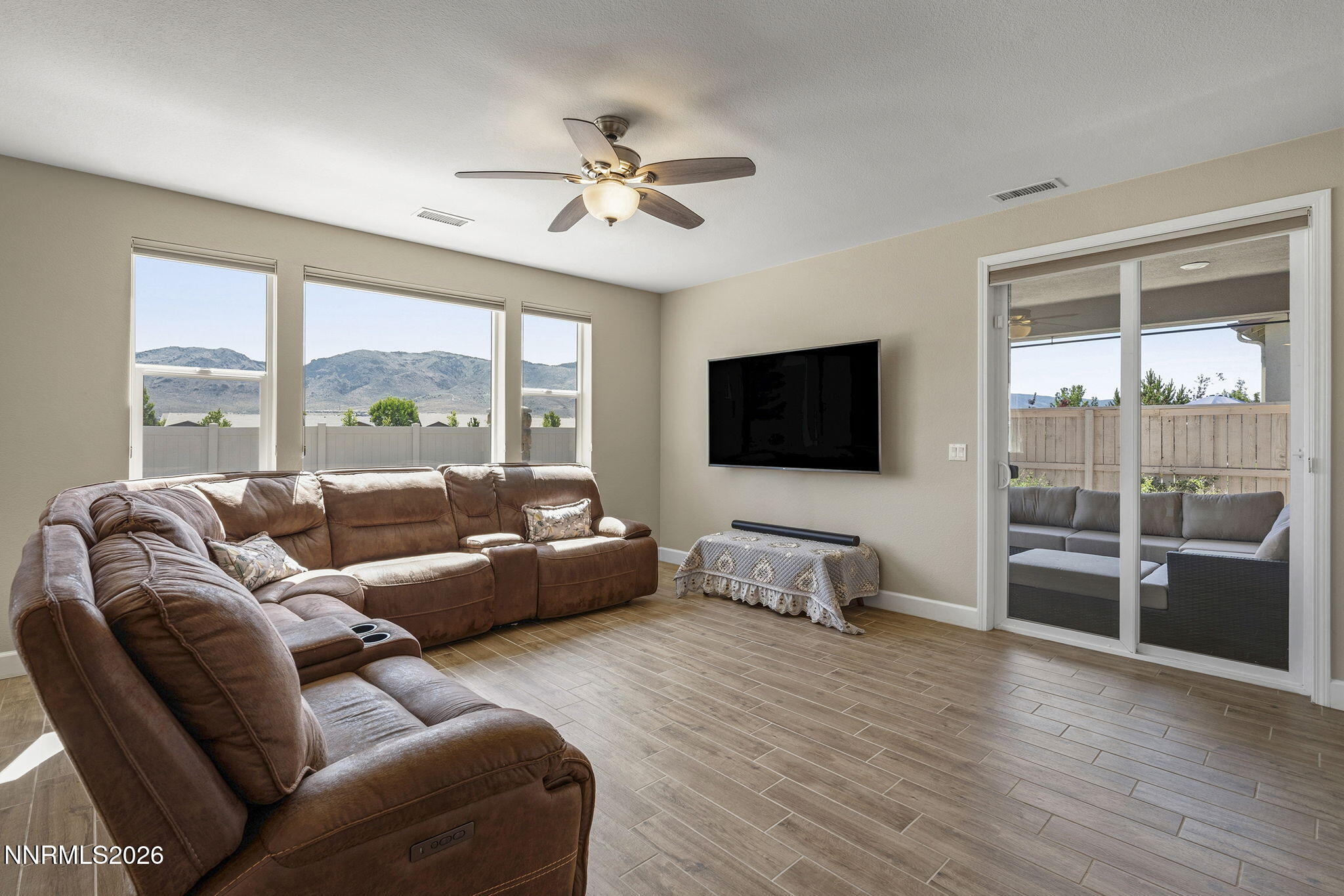 10210 Rollins Drive Property Photo 17