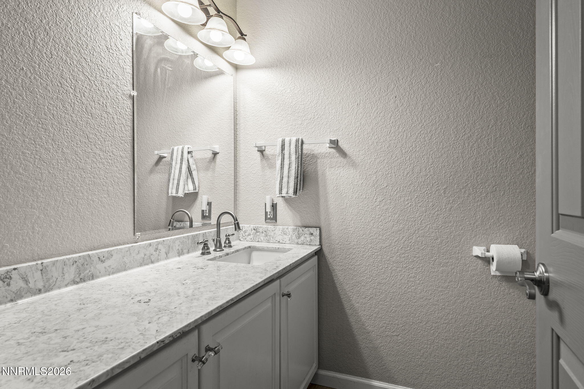 8605 Eaglenest Road Property Photo 15