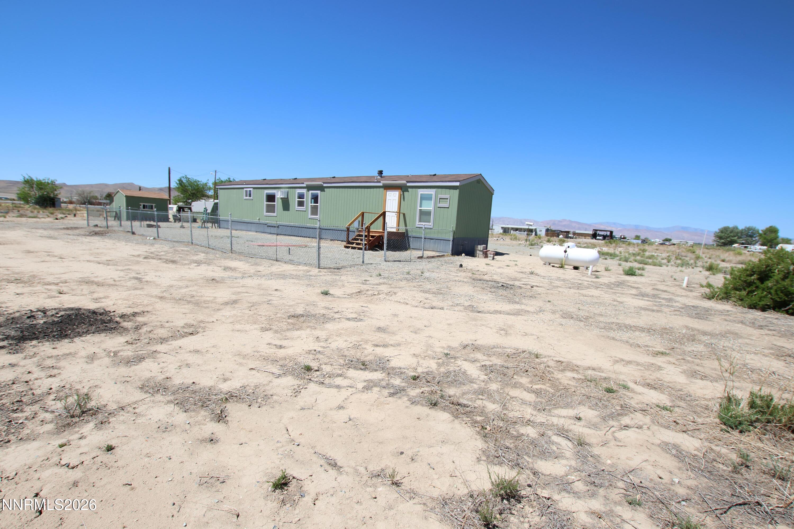 8 Falcon Way Property Photo 23