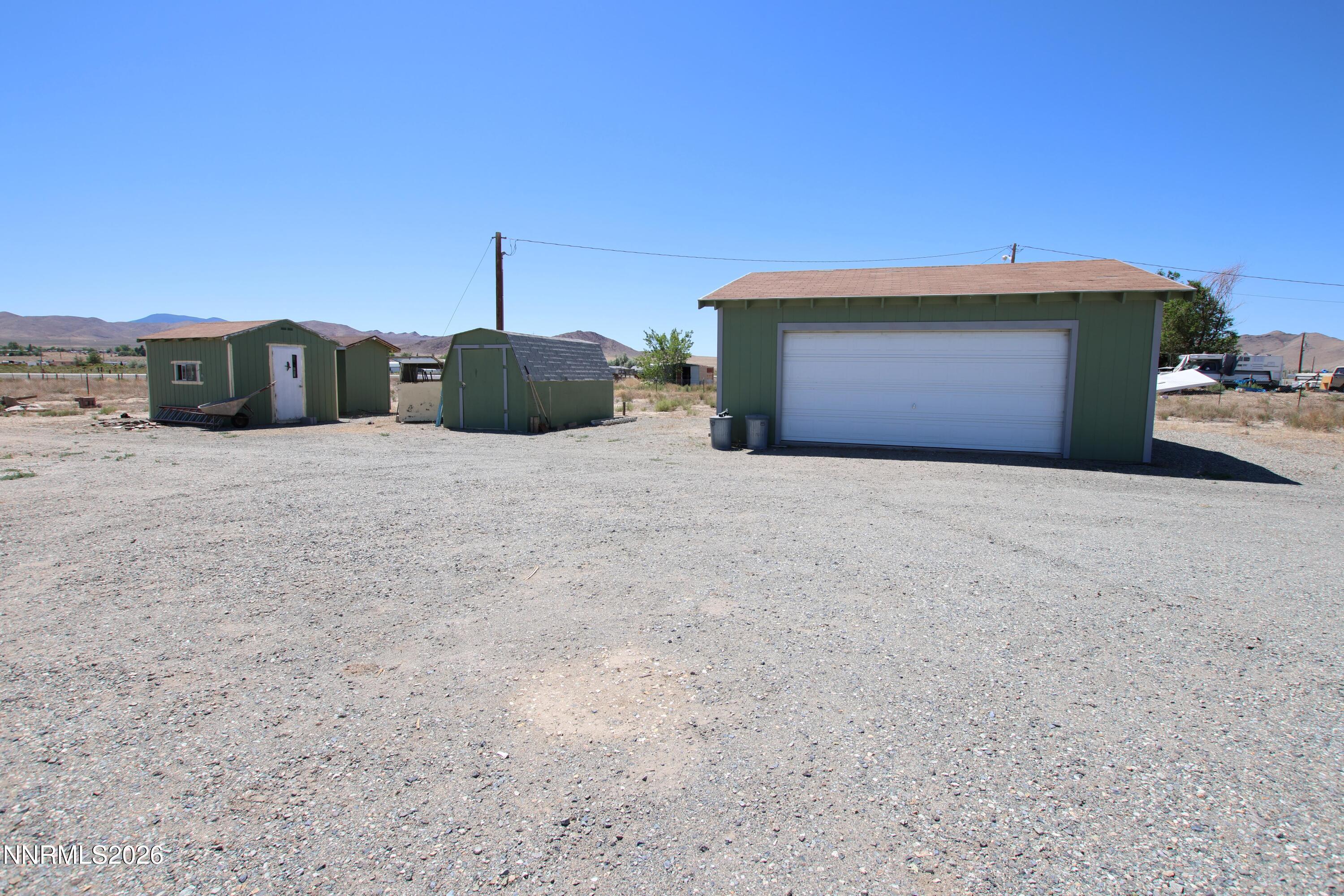 8 Falcon Way Property Photo 26