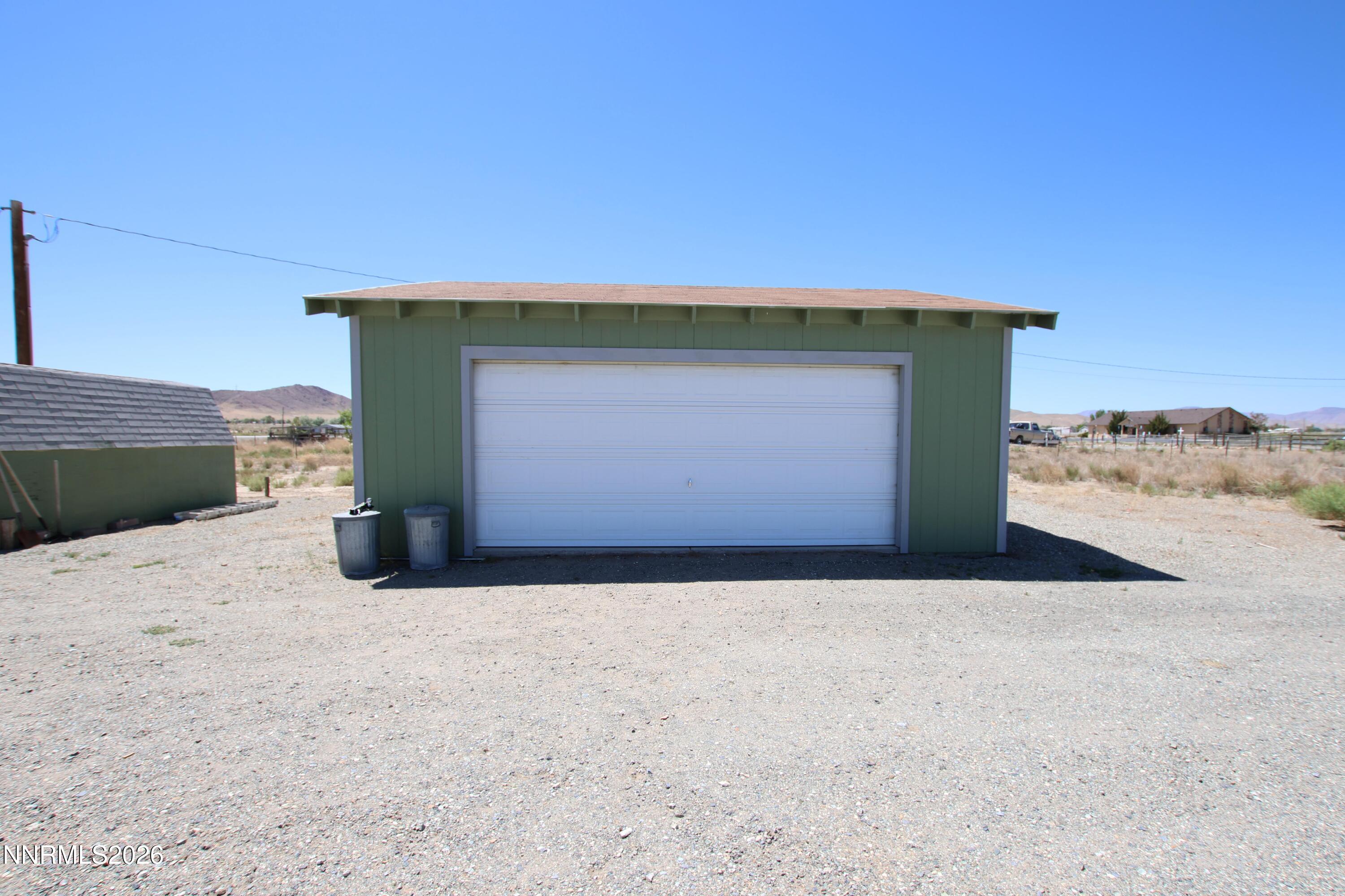 8 Falcon Way Property Photo 27