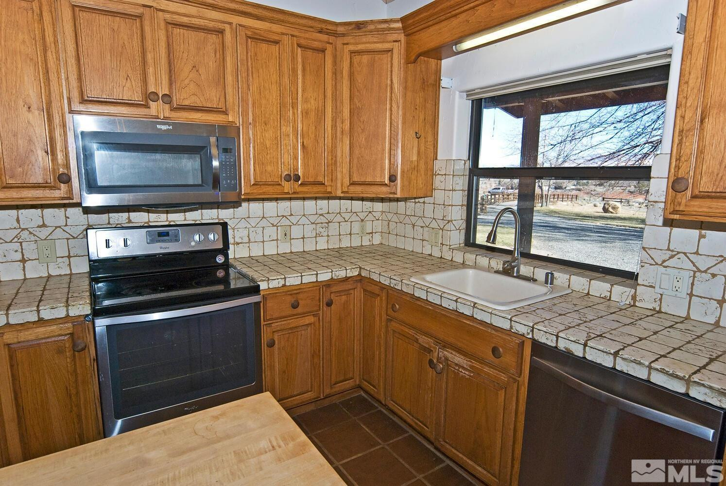 630 Chambers Lane Property Photo 18