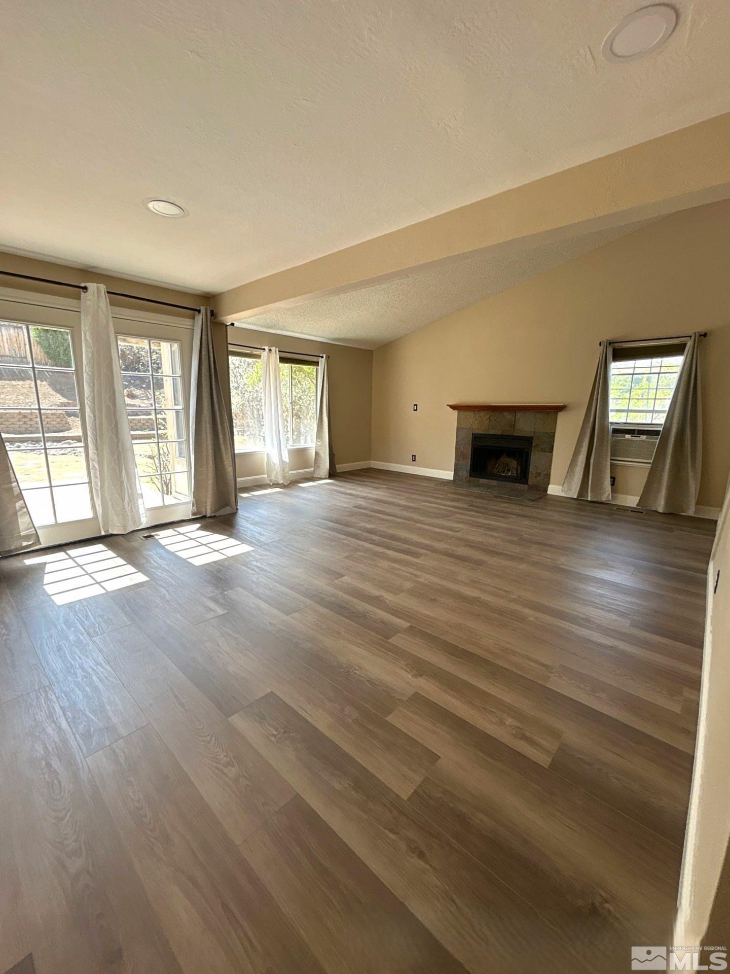 6126 White Water Way Property Photo 5