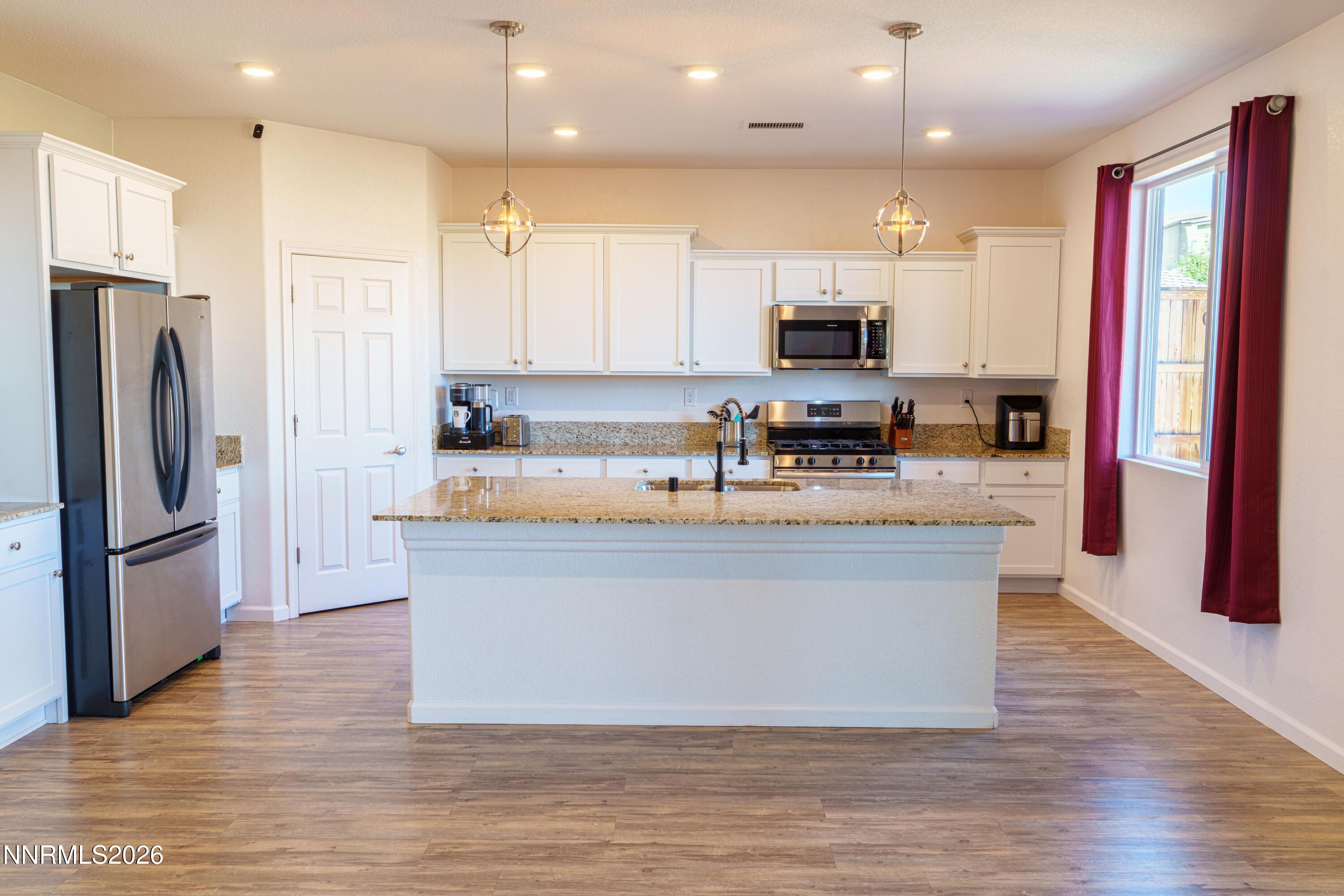 8020 Flint Springs Drive Property Photo 6
