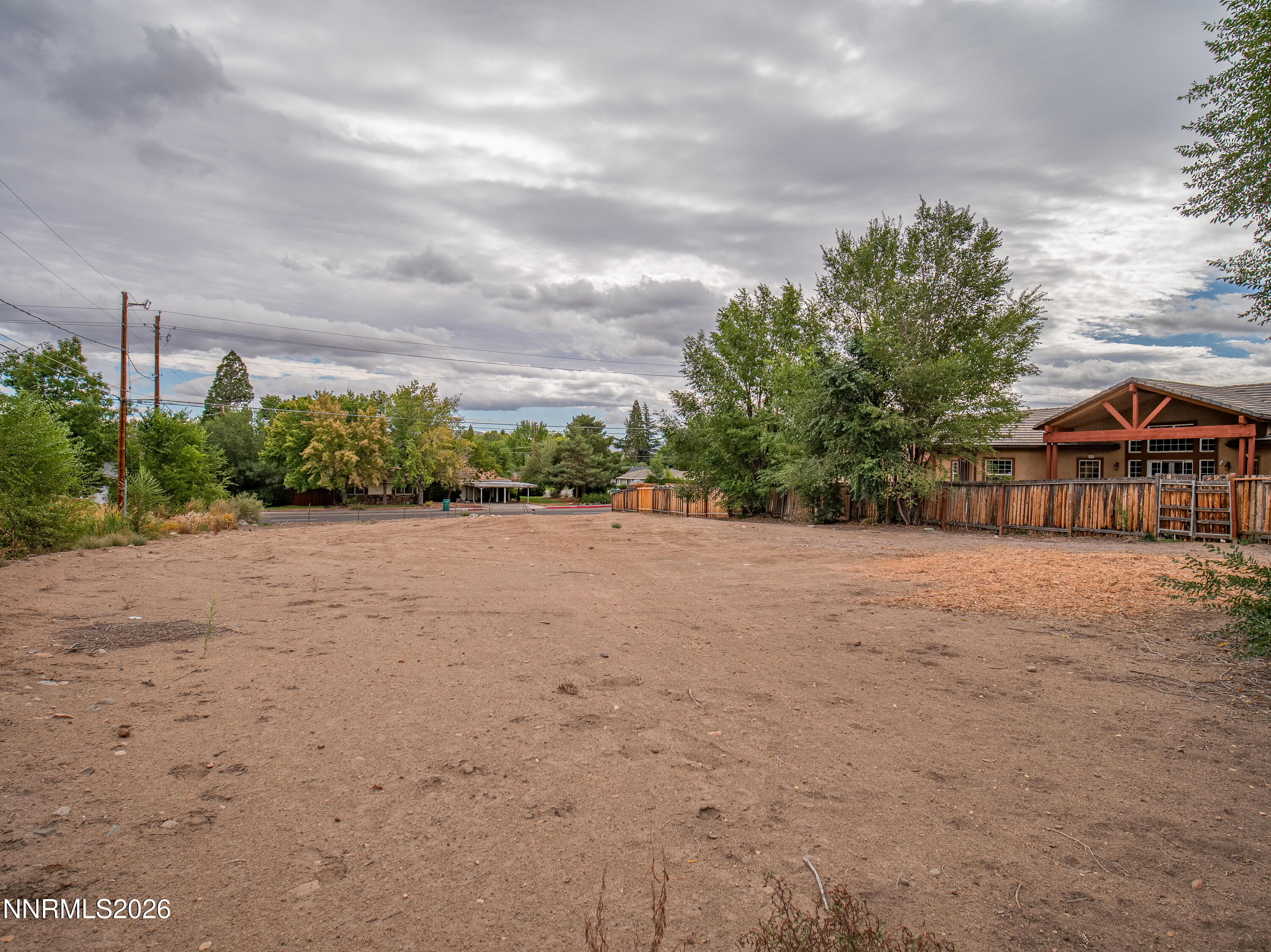 4045 Lakeside Drive Property Photo 8