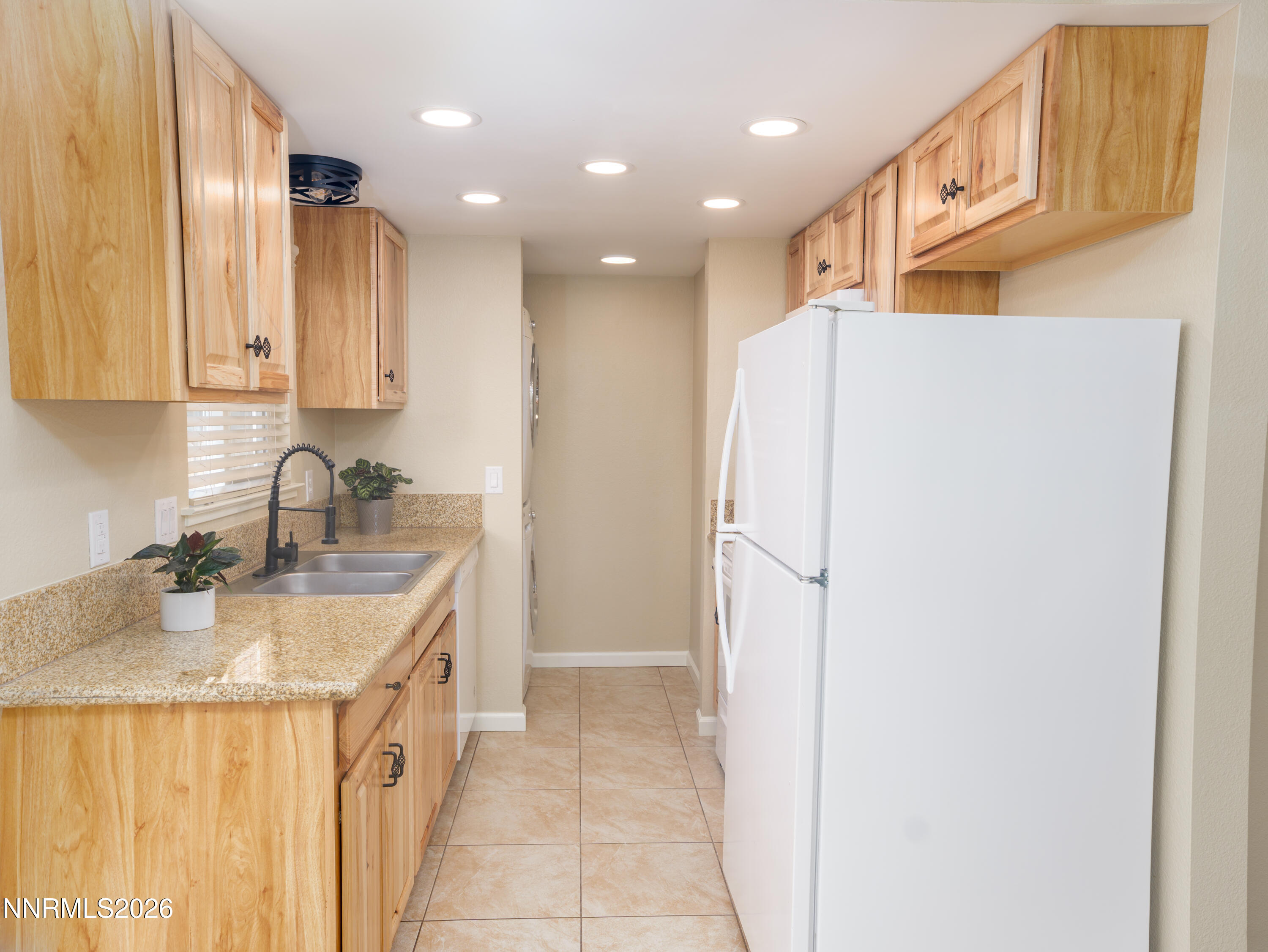 1488 Douglas Avenue # 3 Property Photo 6