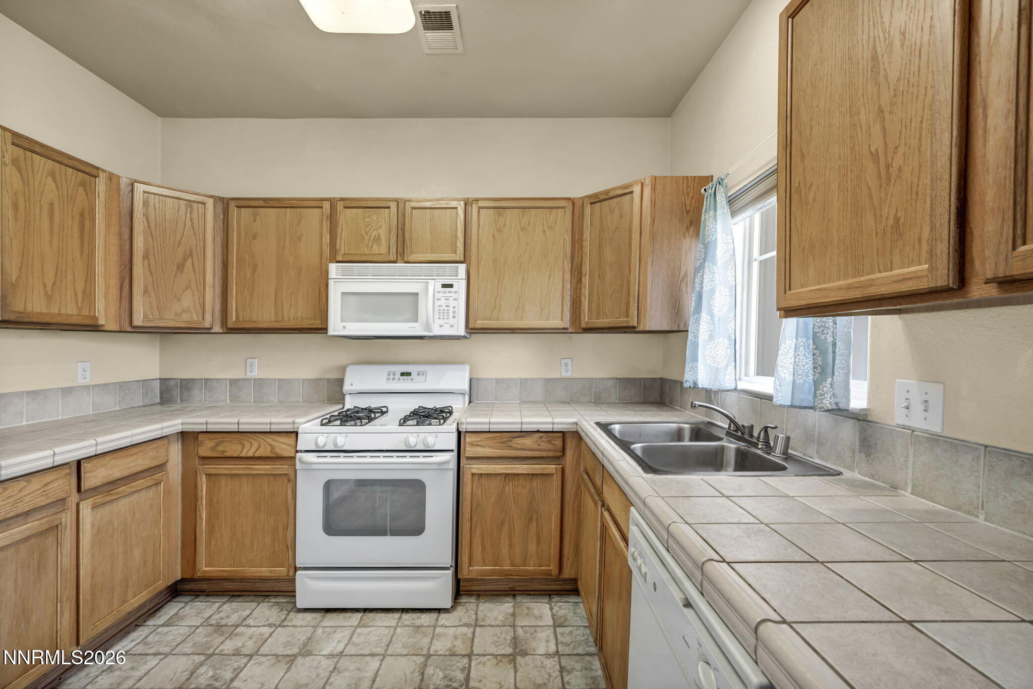 4507 Kathleen Denise Lane Property Photo 10