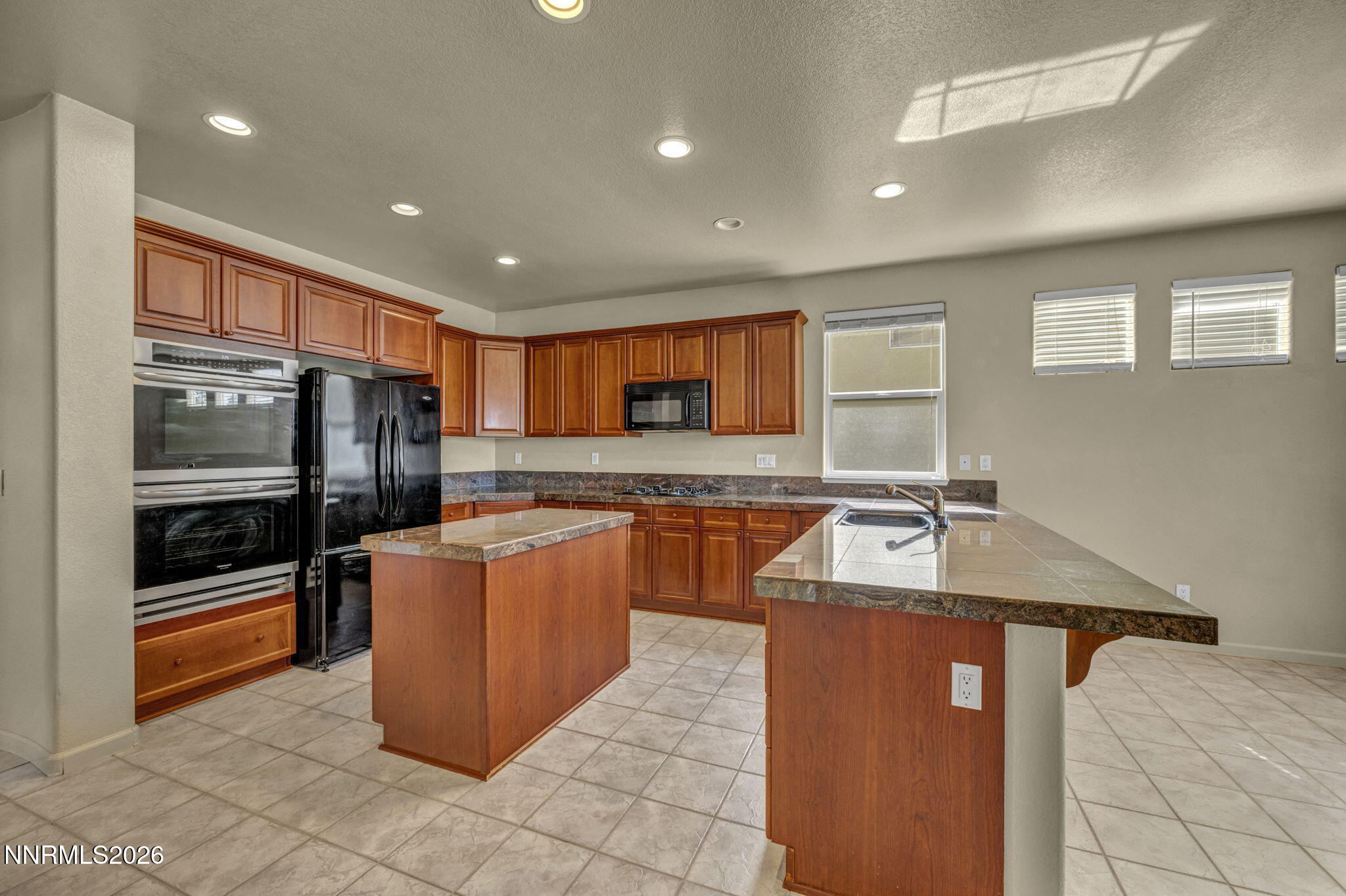 3370 10 Mile Drive Property Photo 29