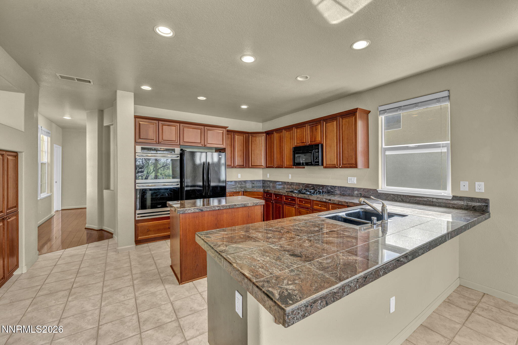 3370 10 Mile Drive Property Photo 39
