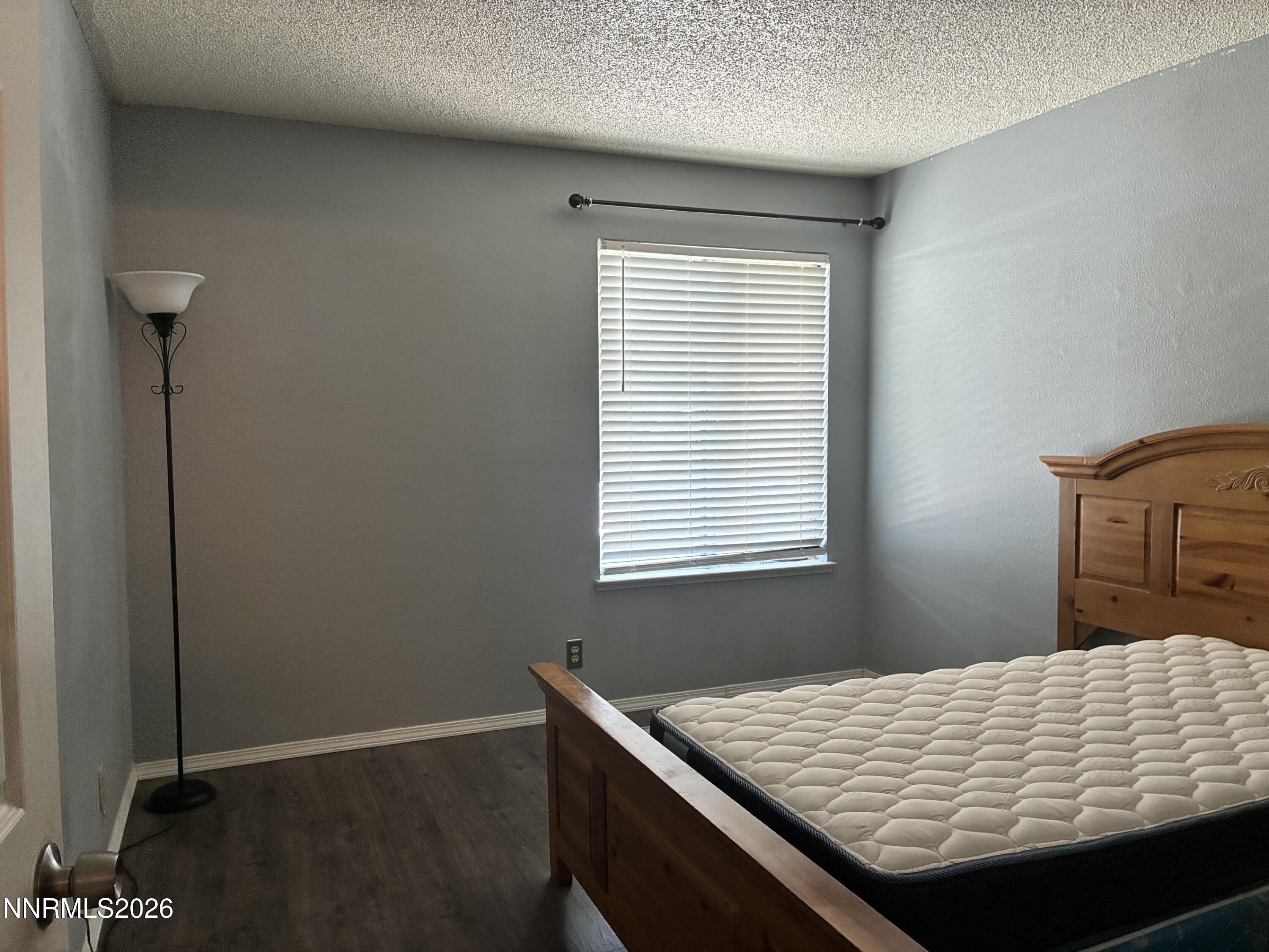 1537 Delucchi Lane E Property Photo 21
