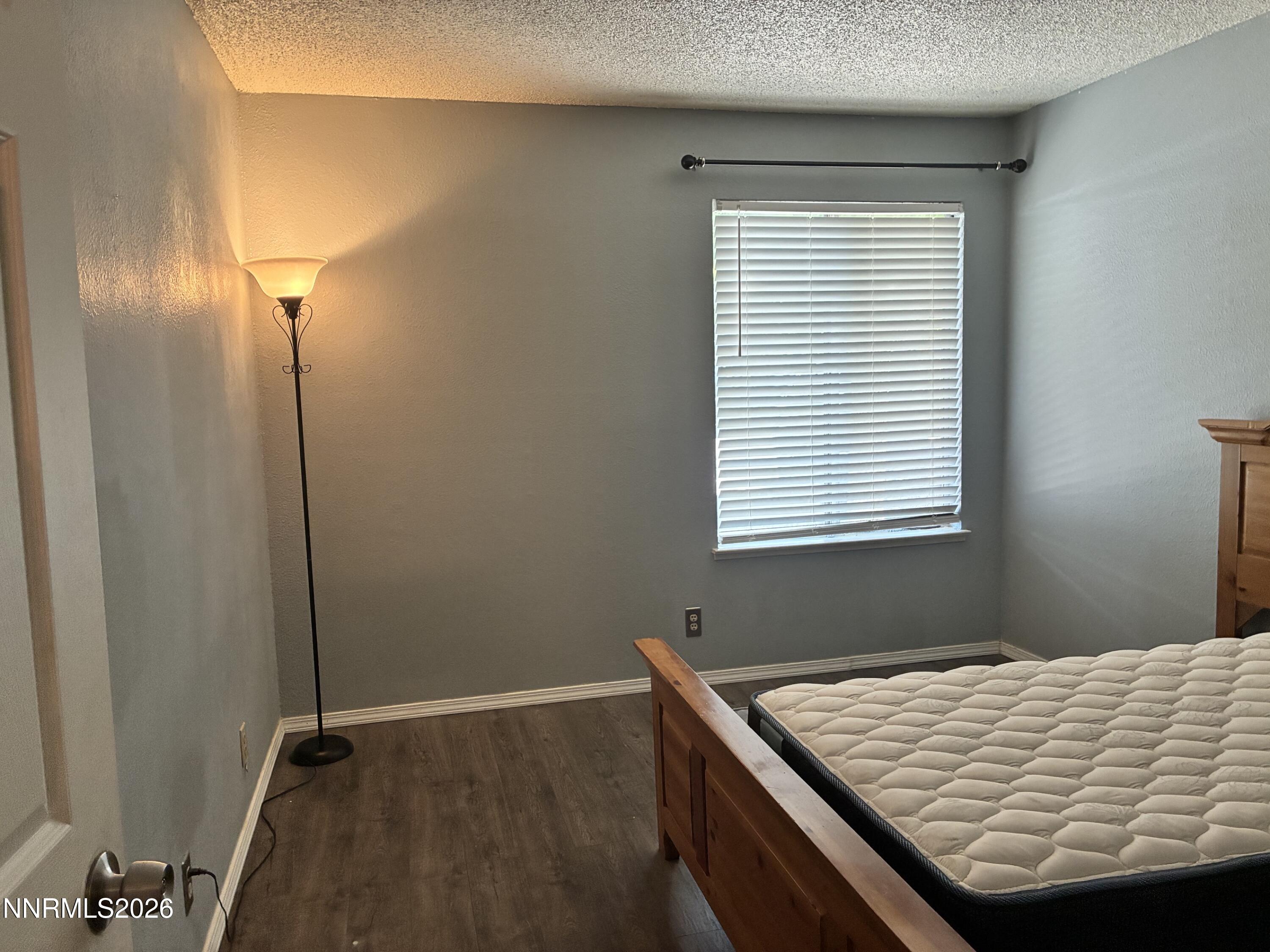 1537 Delucchi Lane E Property Photo 22