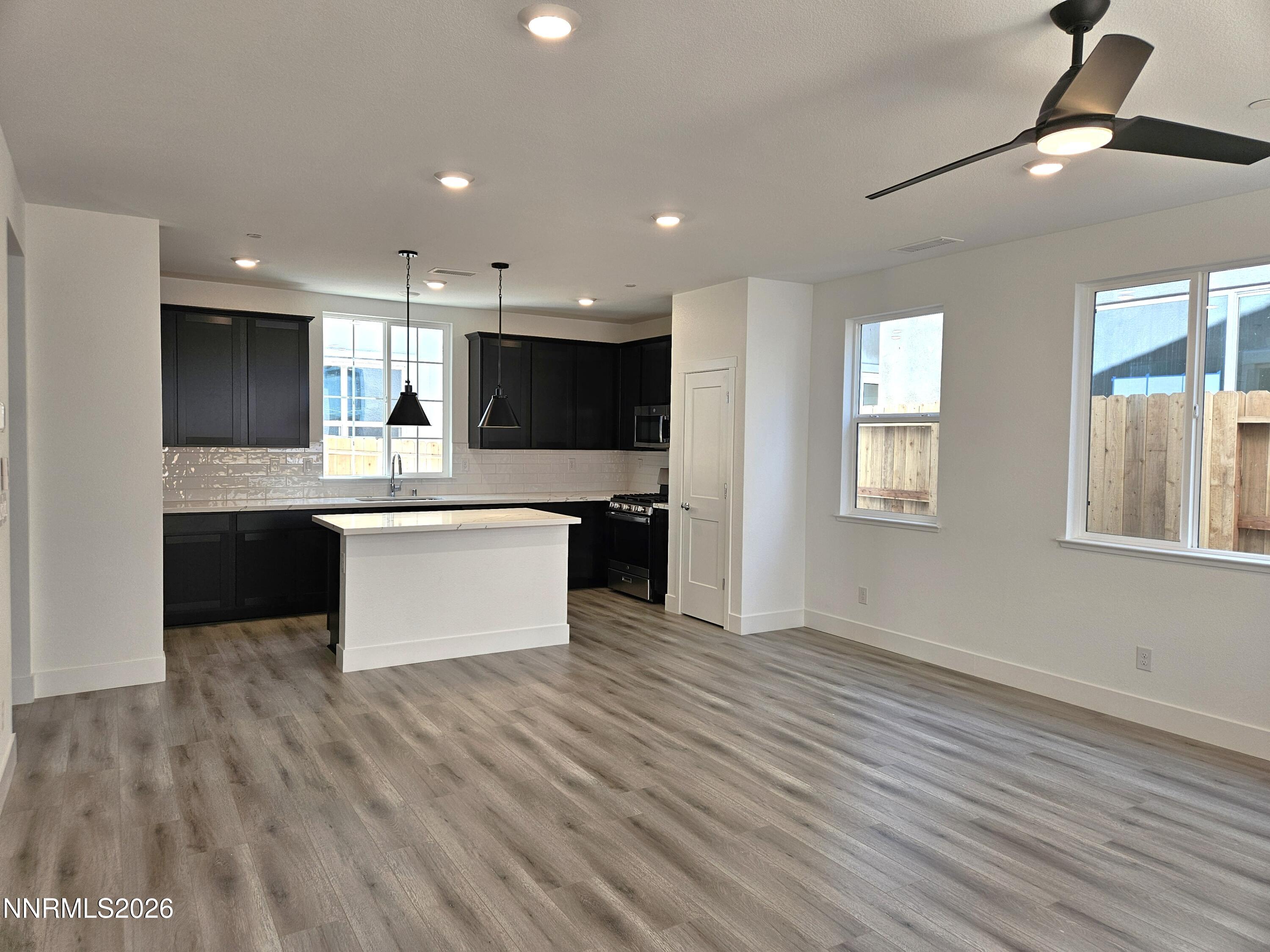 485 Prosecco Way Property Photo 6