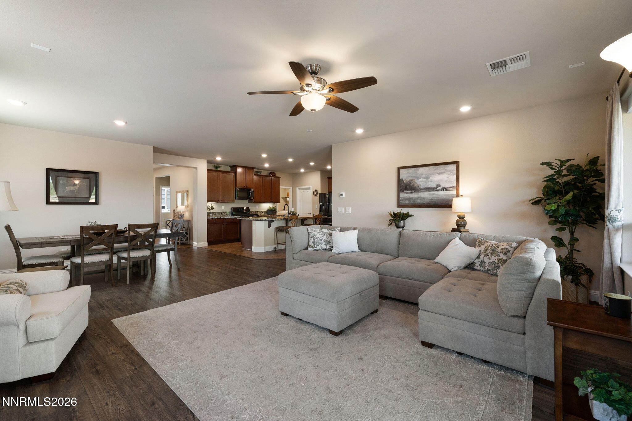 7239 Early Dawn Court Property Photo 9