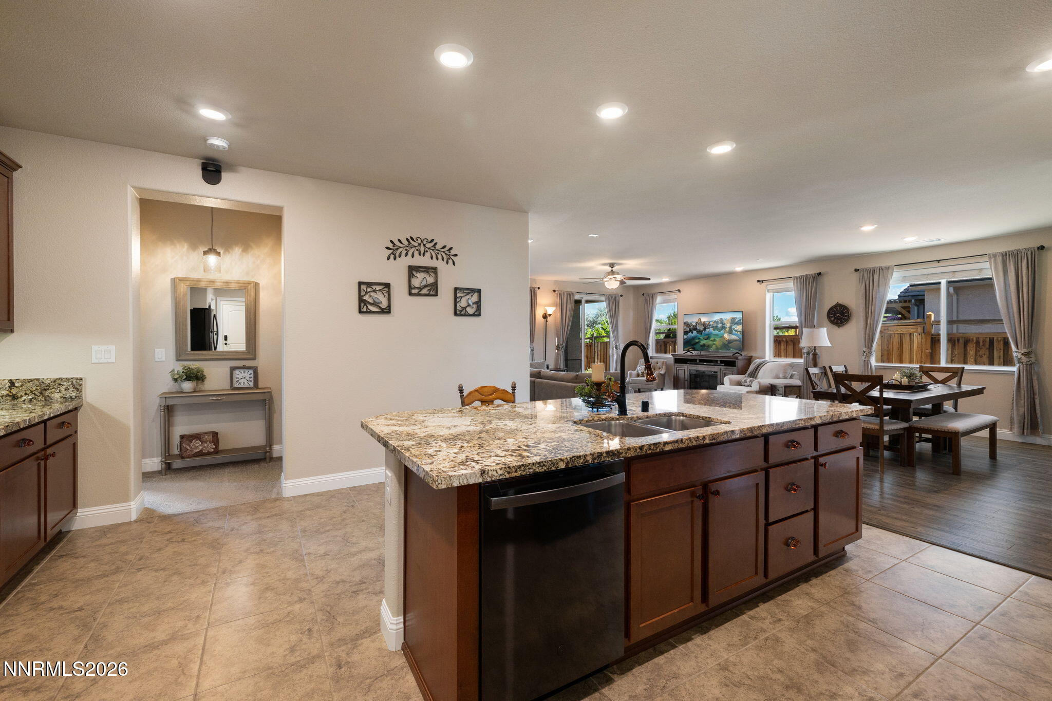 7239 Early Dawn Court Property Photo 11