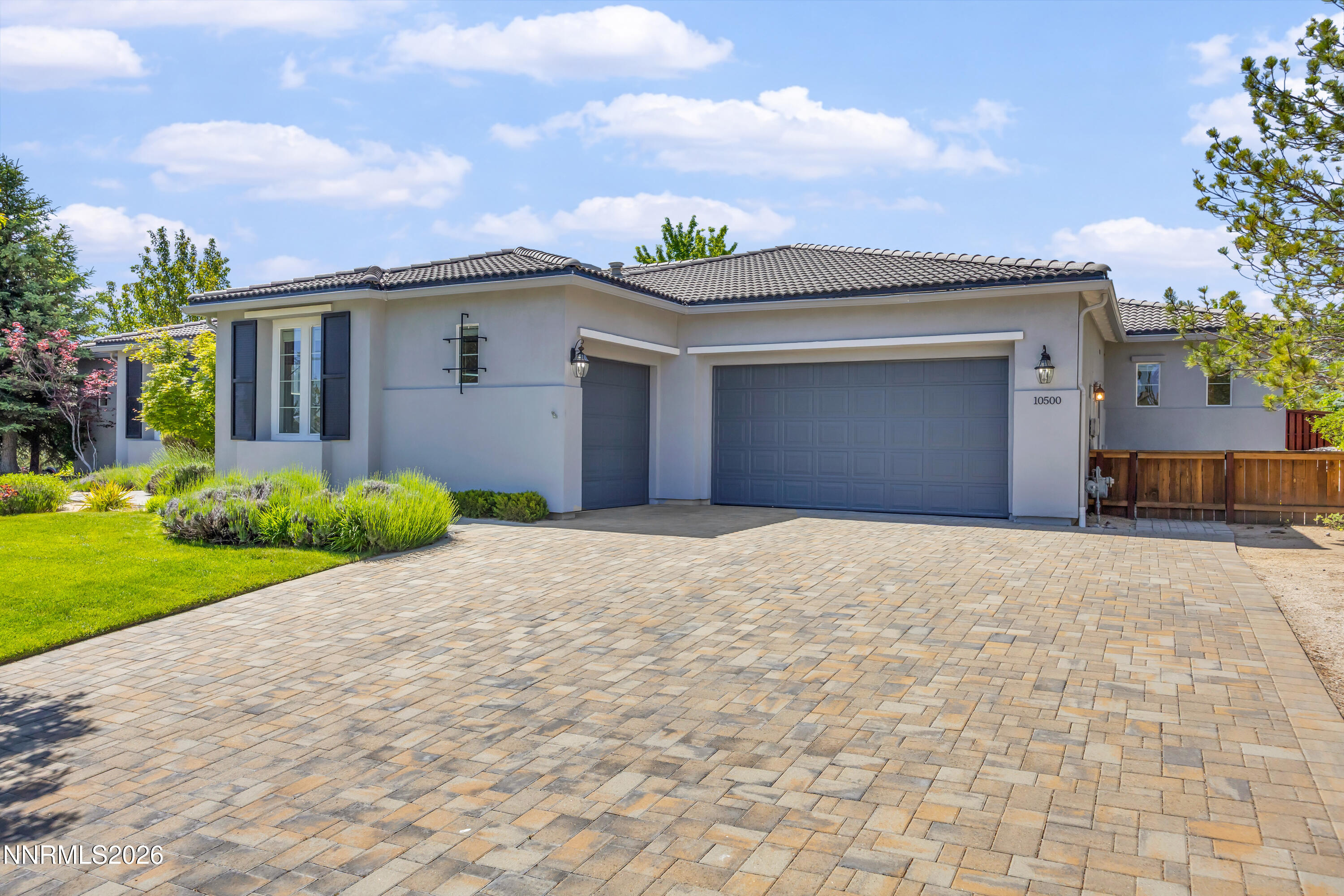10500 Rue D Flore Property Photo 4