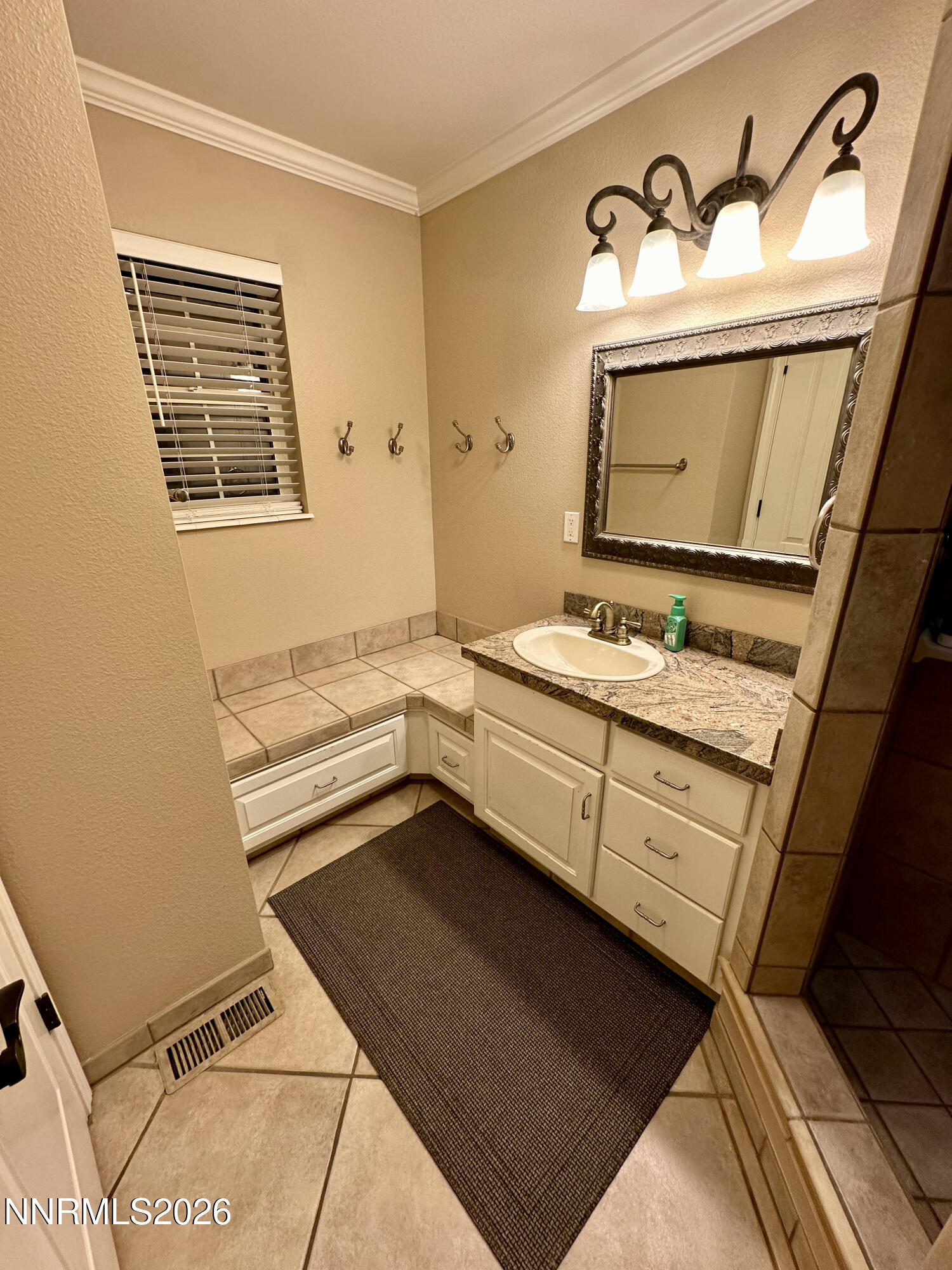 4137 Foothill Drive Property Photo 21