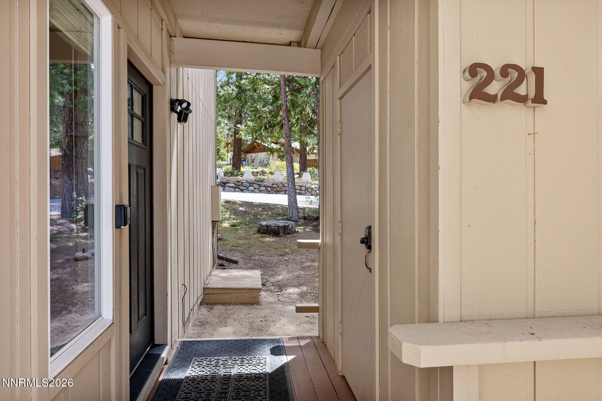 321 Ski Way 221 Property Photo 6