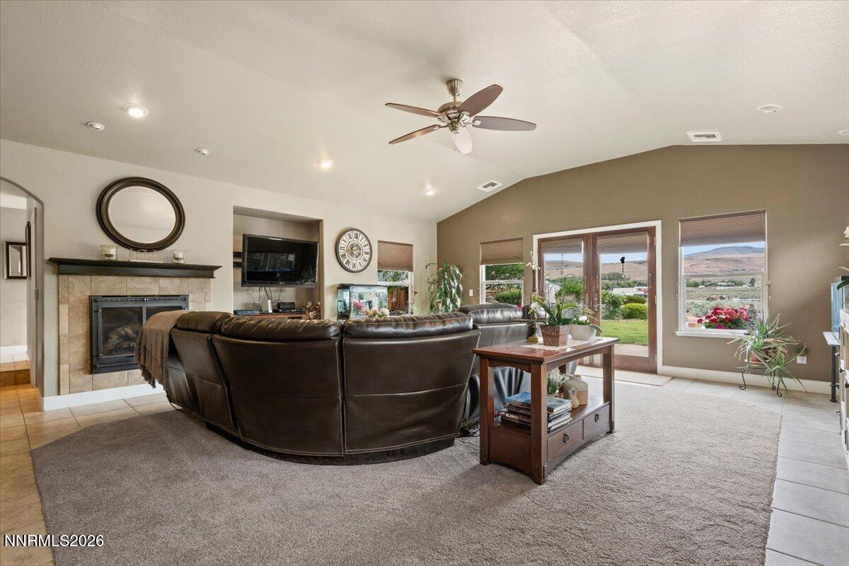 9420 Benedict Drive Property Photo 10