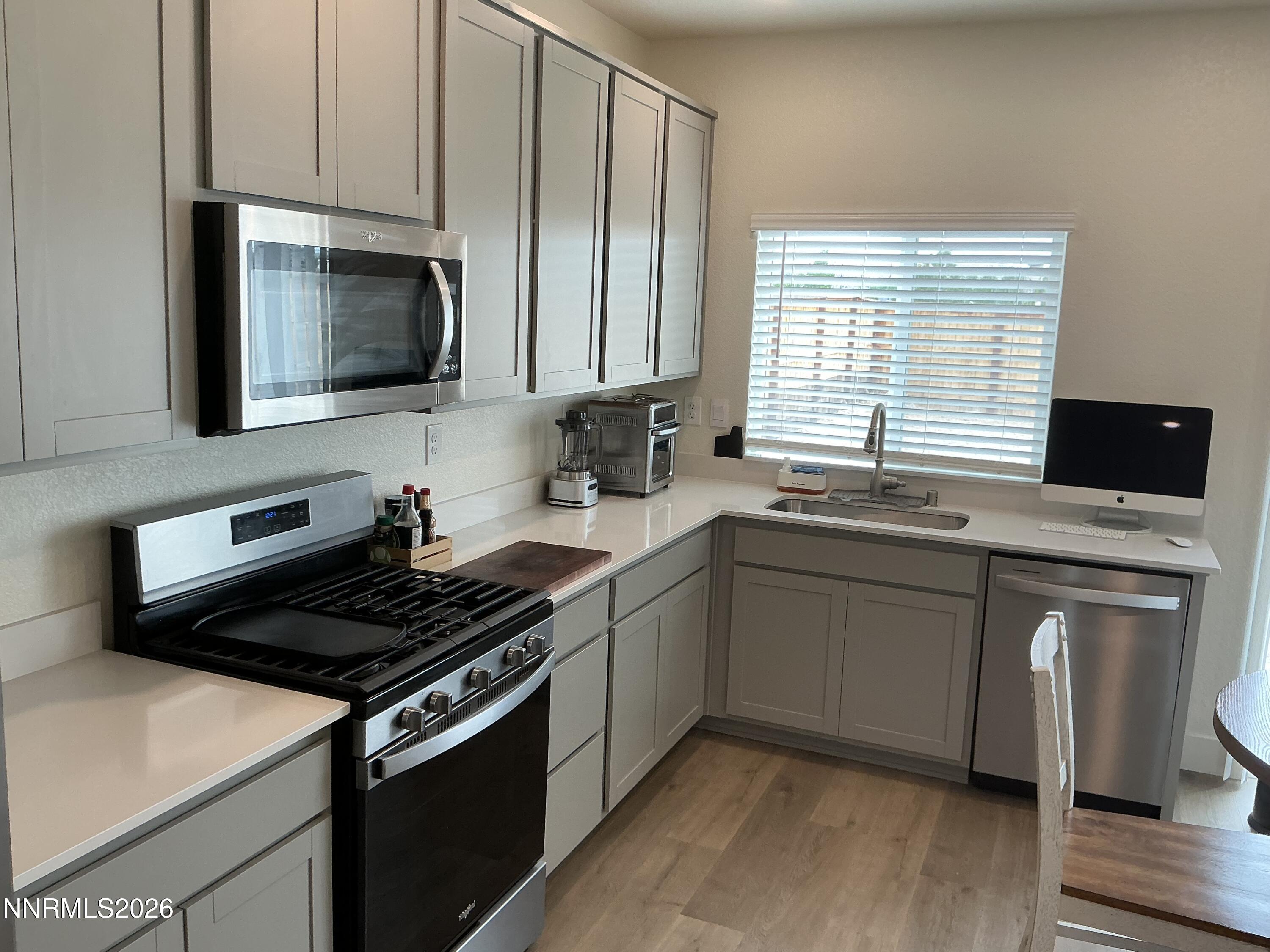 1820 Amazonite Drive Property Photo 4