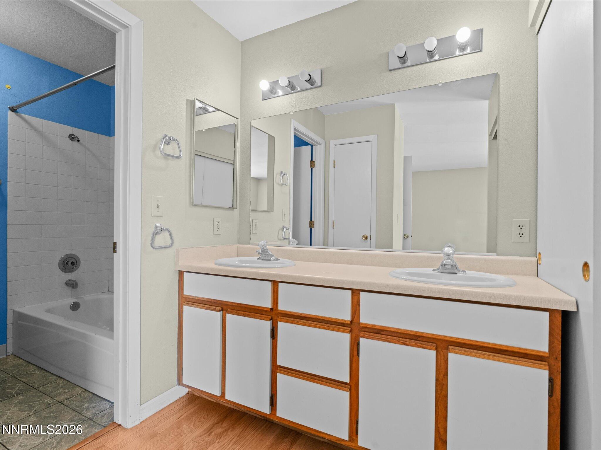 4317 Leeward Lane Property Photo 21