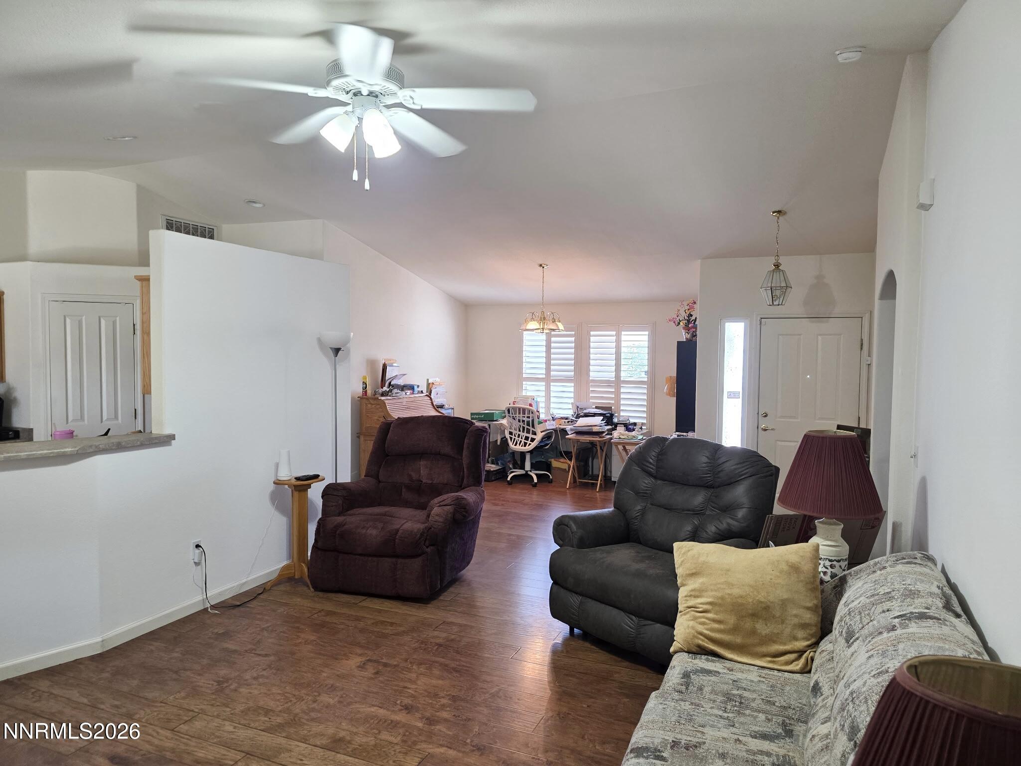 652 Jennys Lane Property Photo 5
