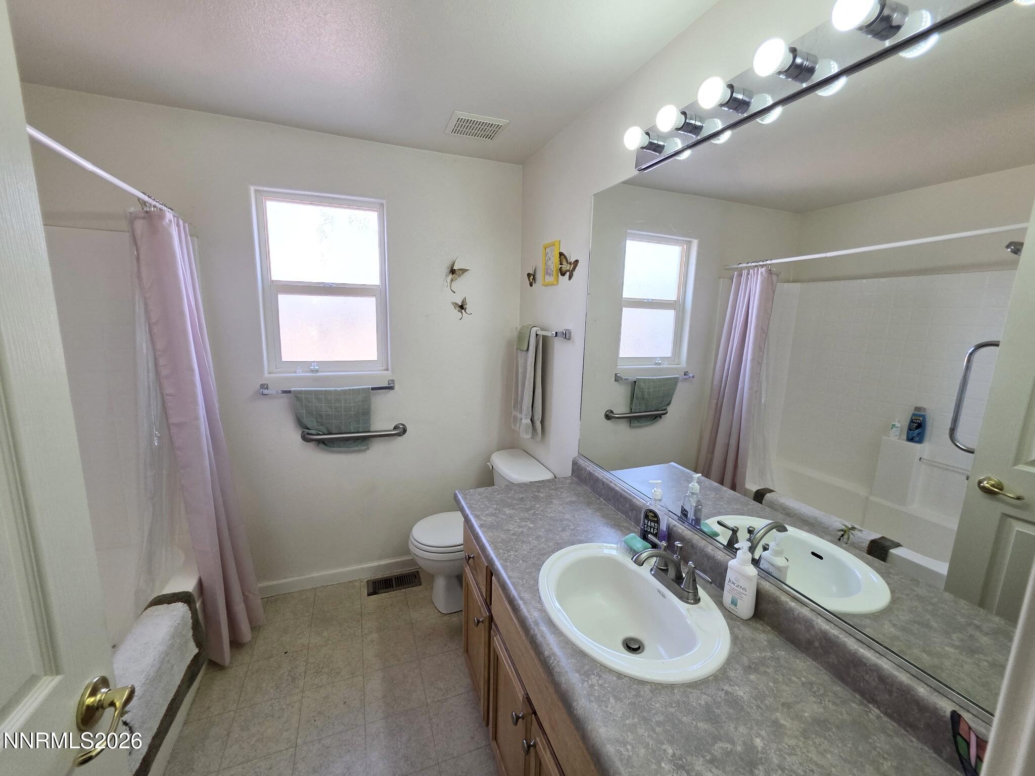 652 Jennys Lane Property Photo 23
