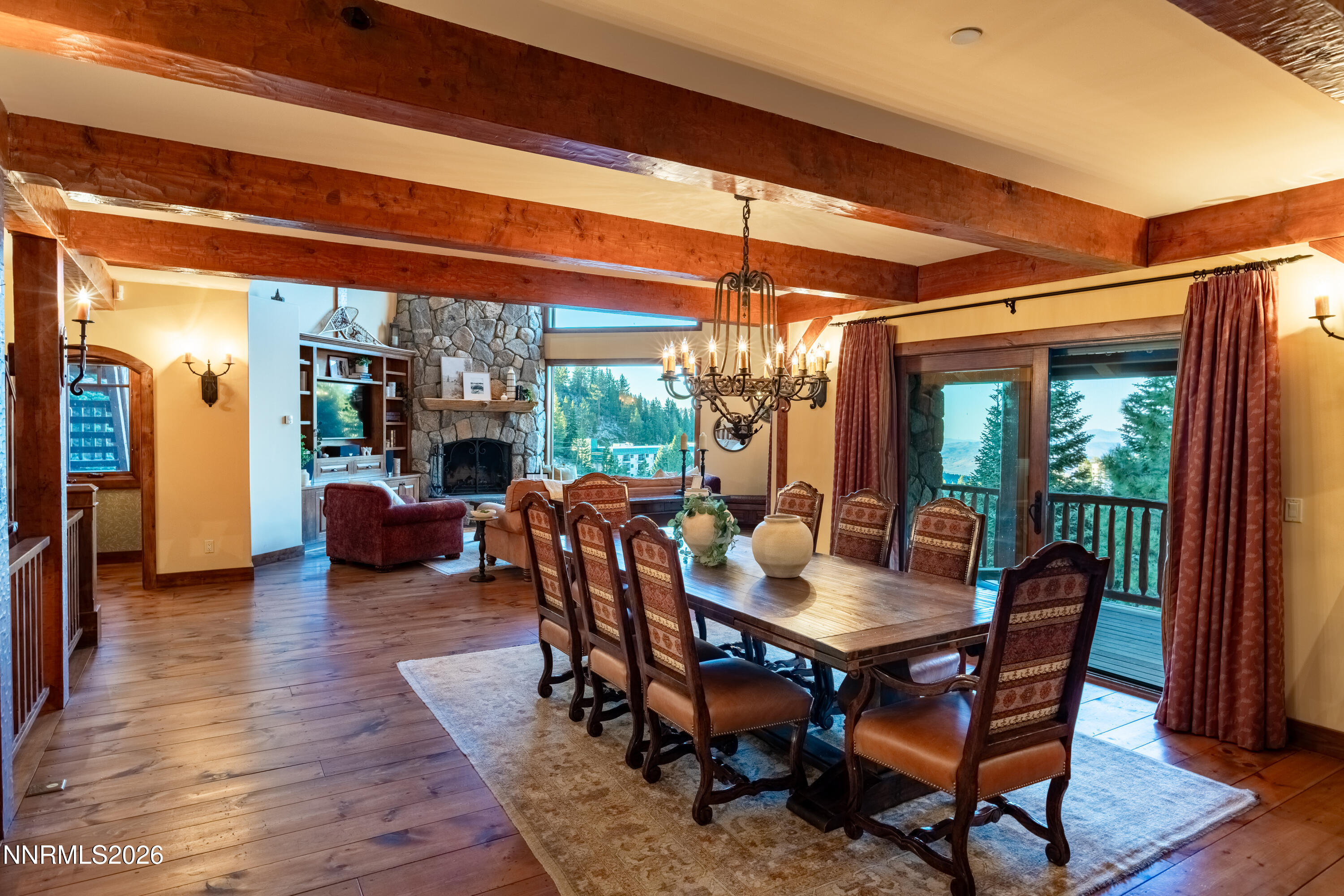 1631 Needle Peak Road Property Photo 14