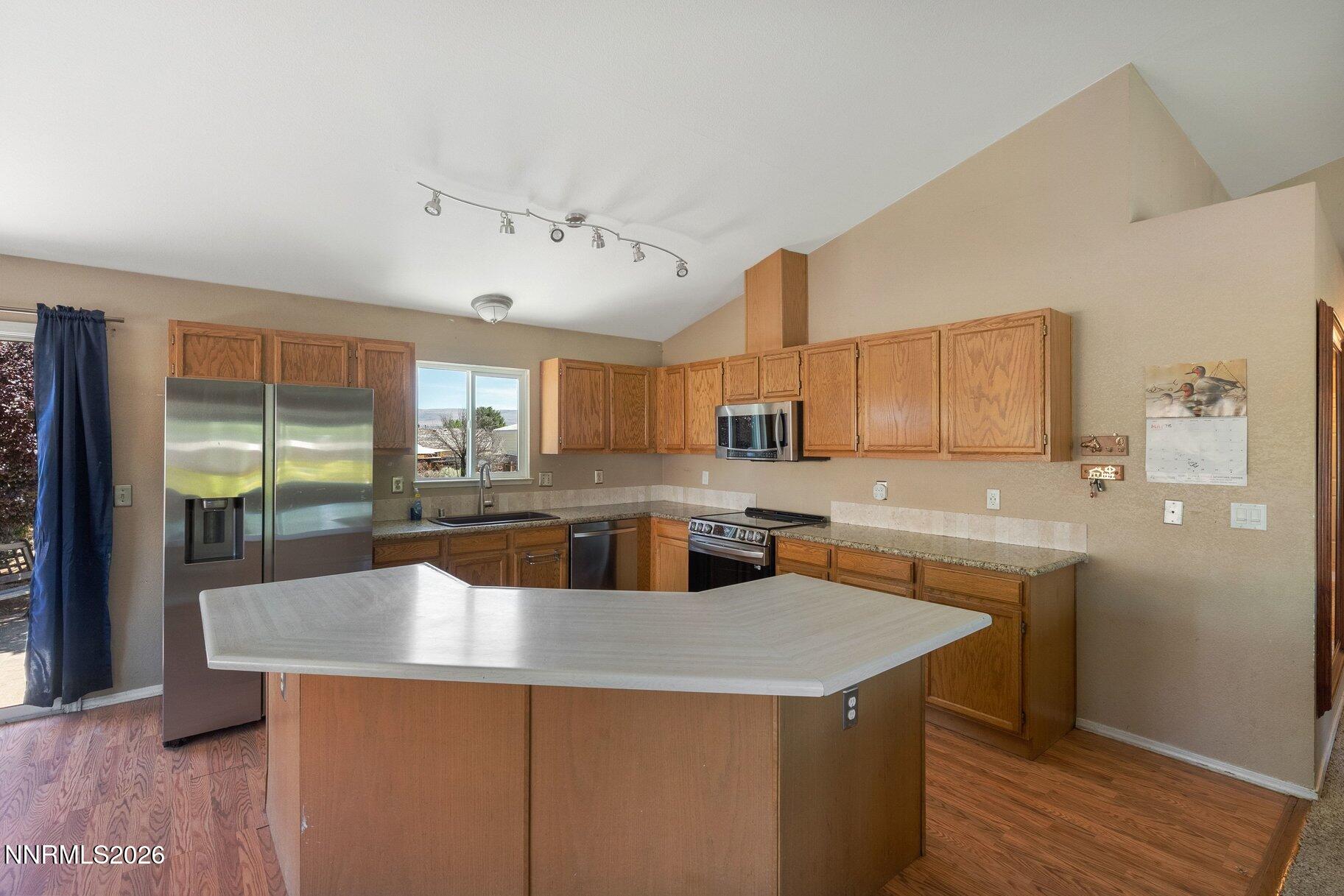 170 Monumental Circle Property Photo 3