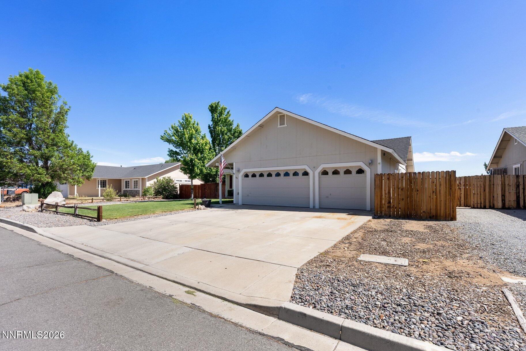 170 Monumental Circle Property Photo 27