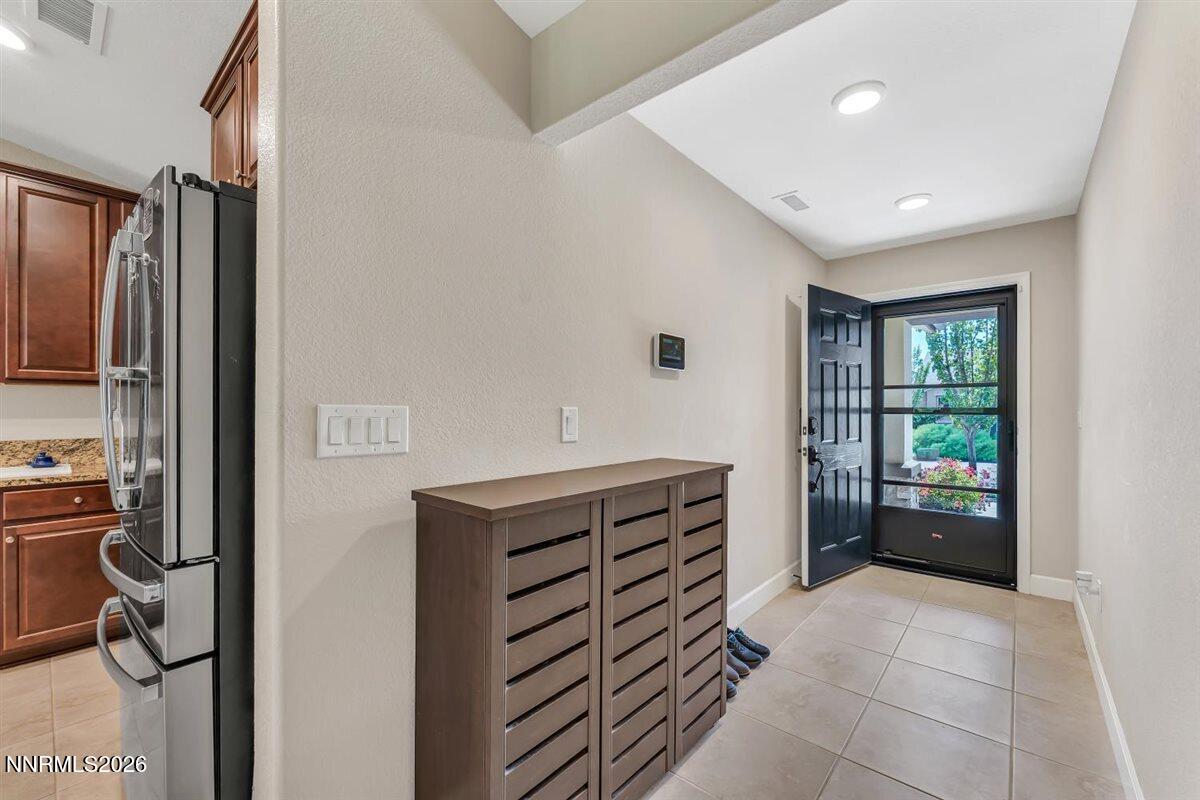 7135 Quill Drive Property Photo 4