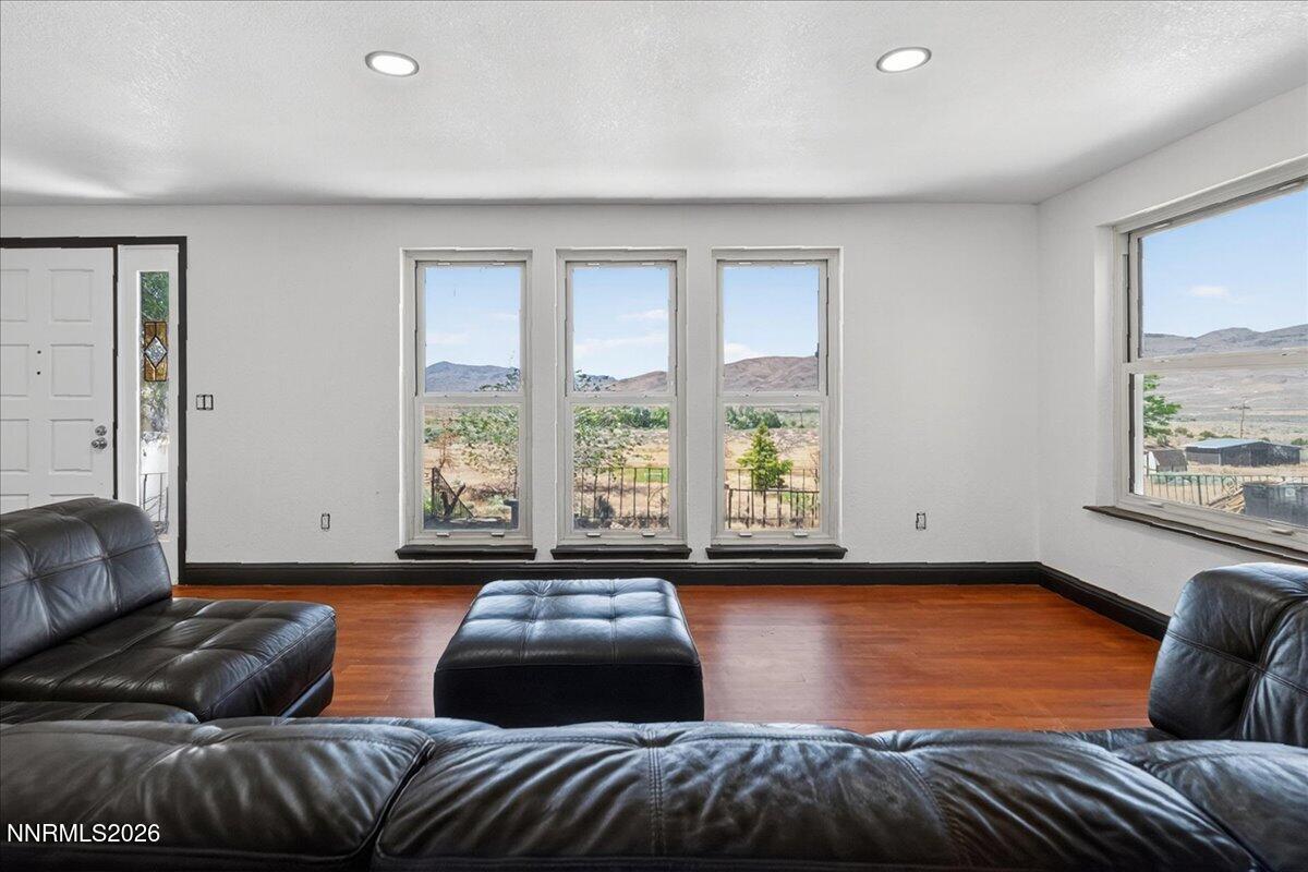 3755 Amy Road Property Photo 6
