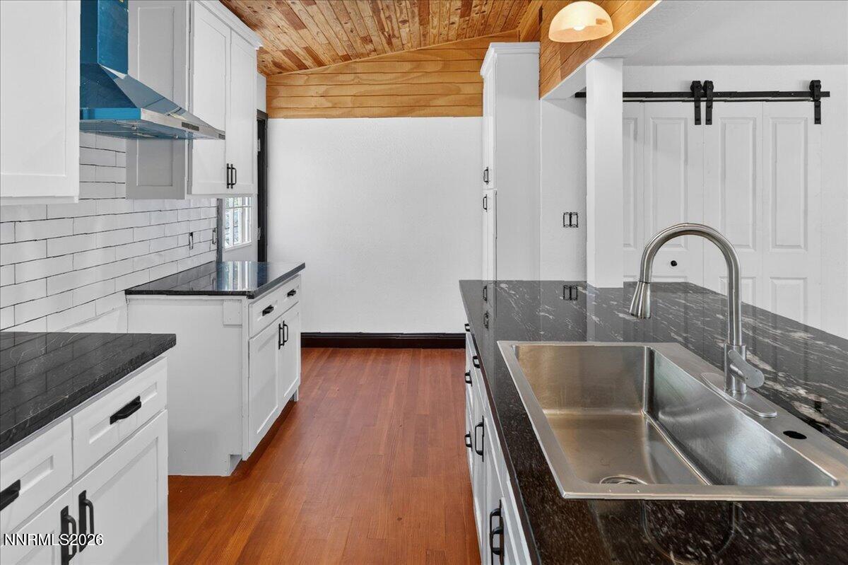 3755 Amy Road Property Photo 10
