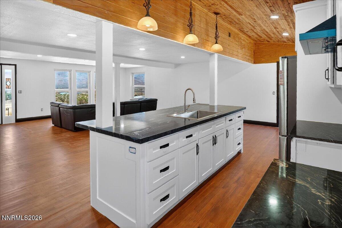 3755 Amy Road Property Photo 14