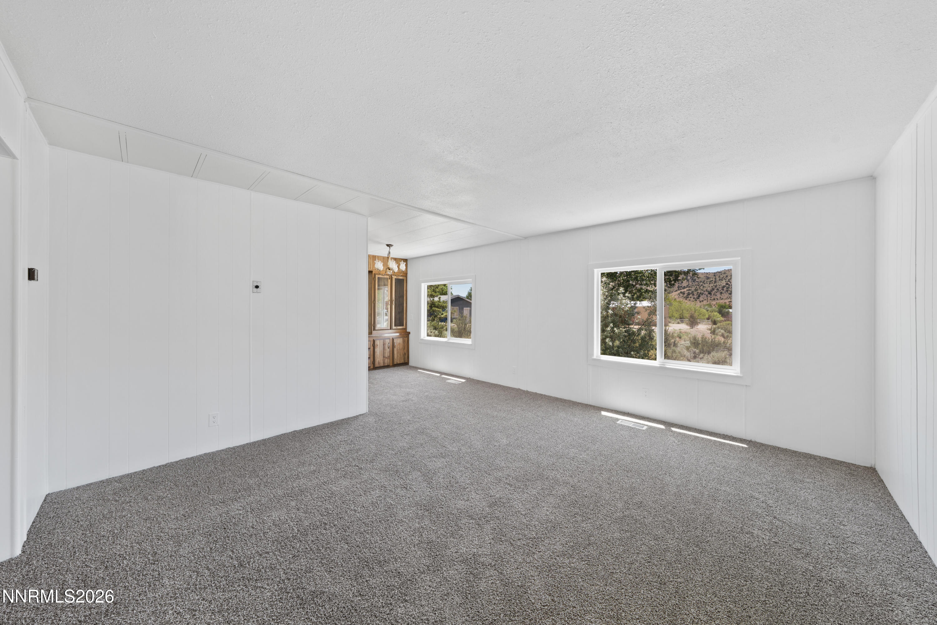 1545 Pearl Road Property Photo 4