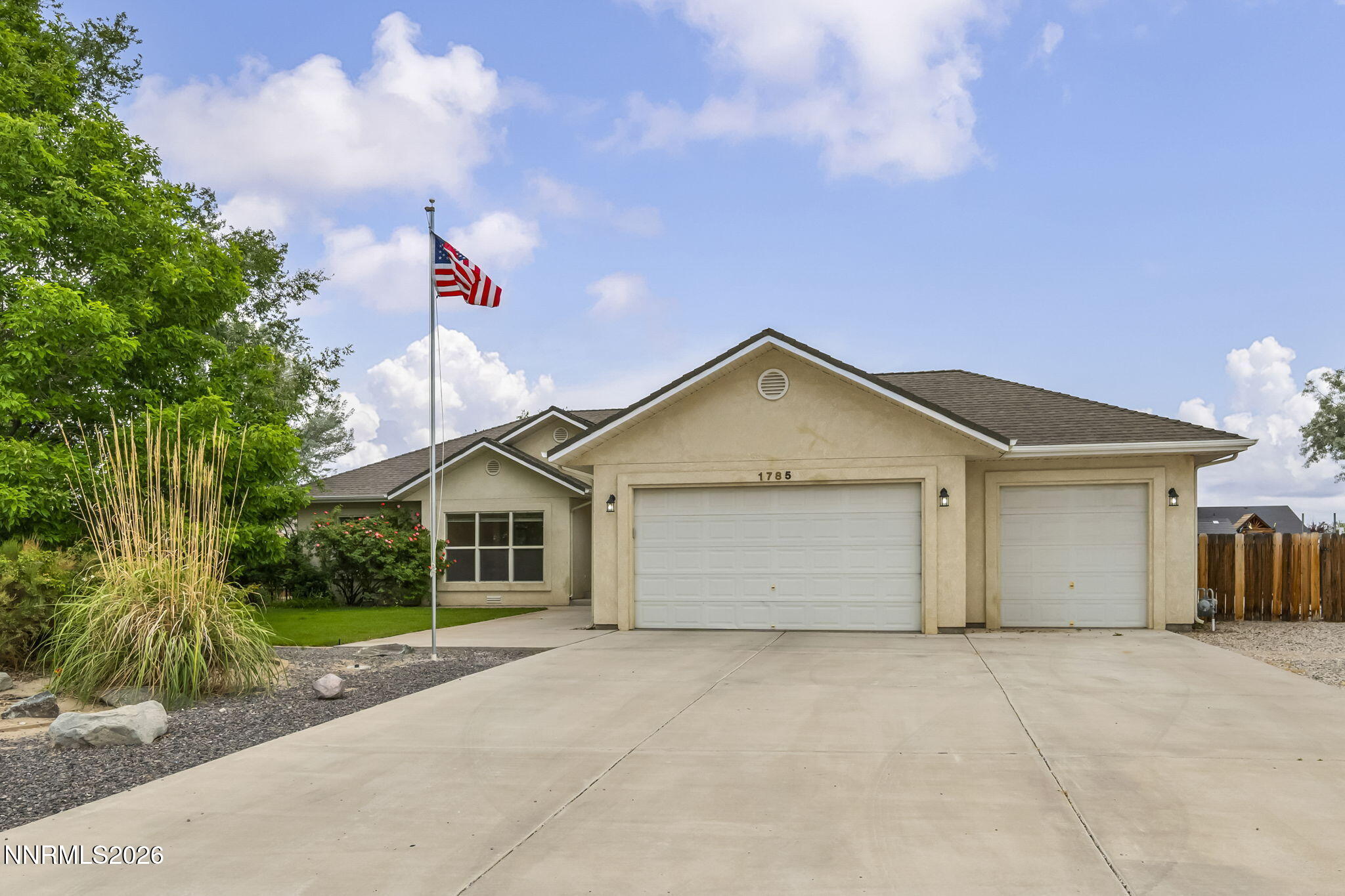1785 Steven Drive Property Photo 1