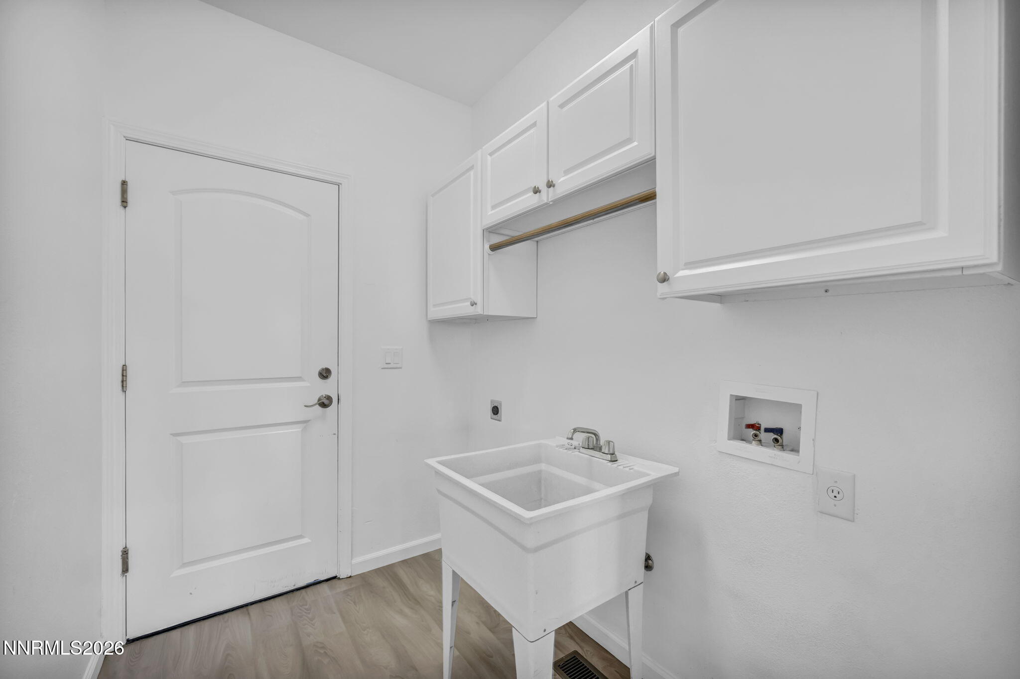 1785 Steven Drive Property Photo 25