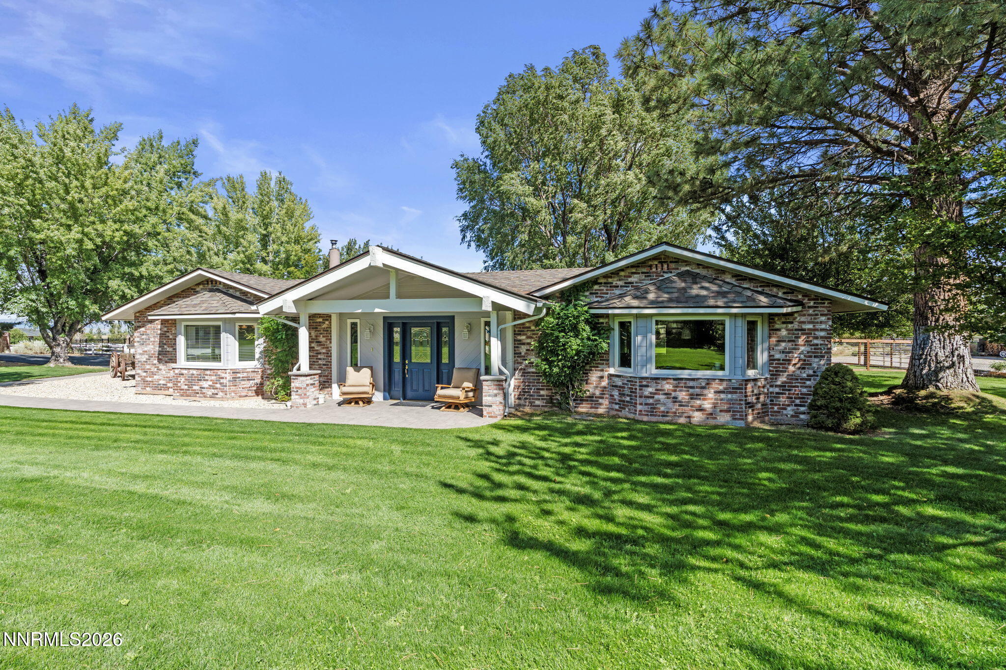 697 Indian Trail Road Property Photo 1