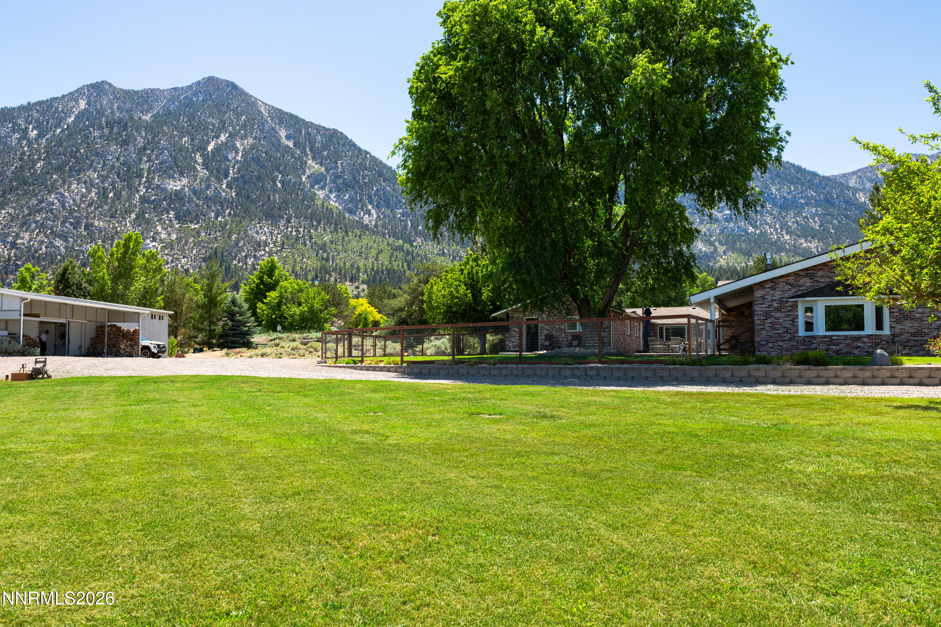 697 Indian Trail Road Property Photo 9