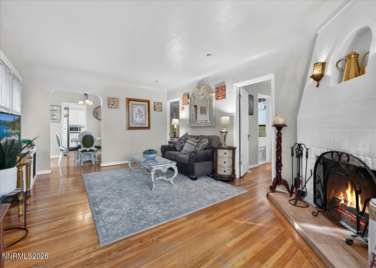 611 Nixon Avenue Property Photo 3