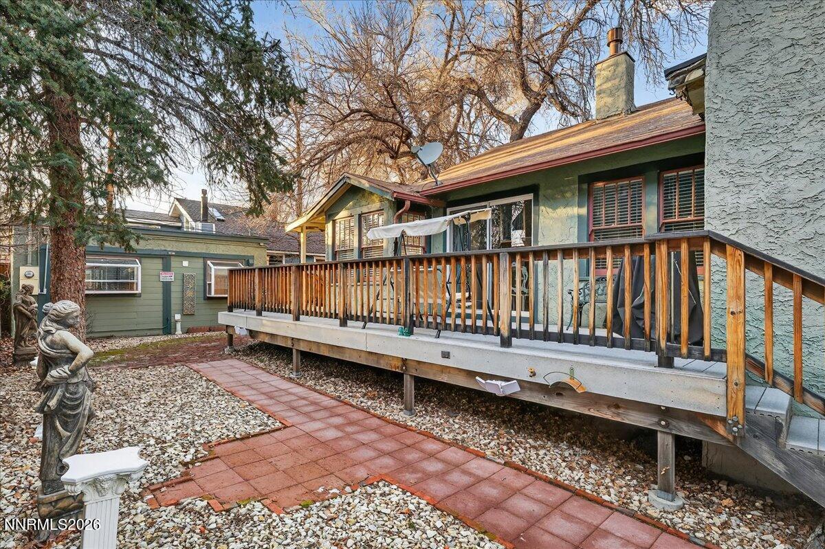 611 Nixon Avenue Property Photo 14