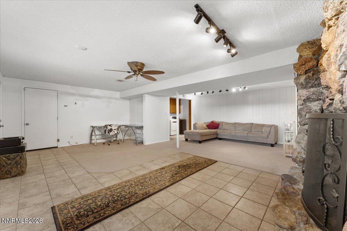 2682 Markridge Drive Property Photo 16