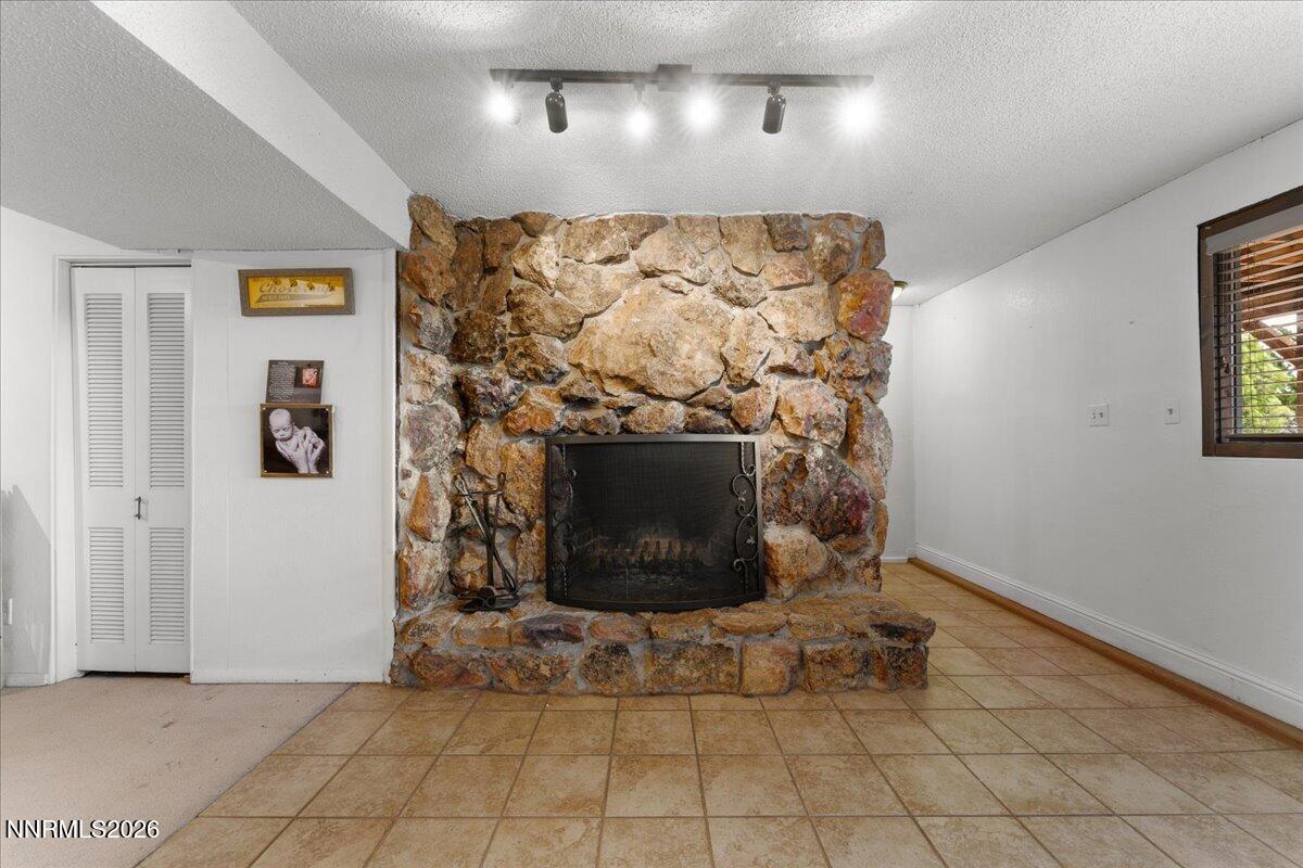2682 Markridge Drive Property Photo 17