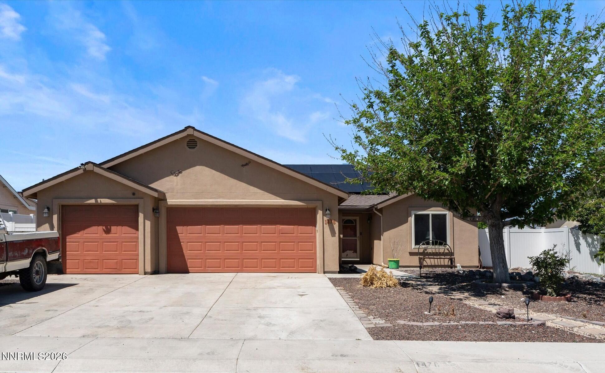 1476 Grey Bluffs Drive Property Photo 1