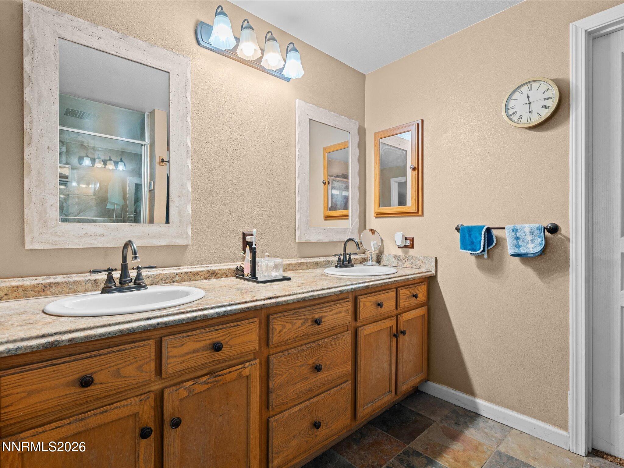 1476 Grey Bluffs Drive Property Photo 18