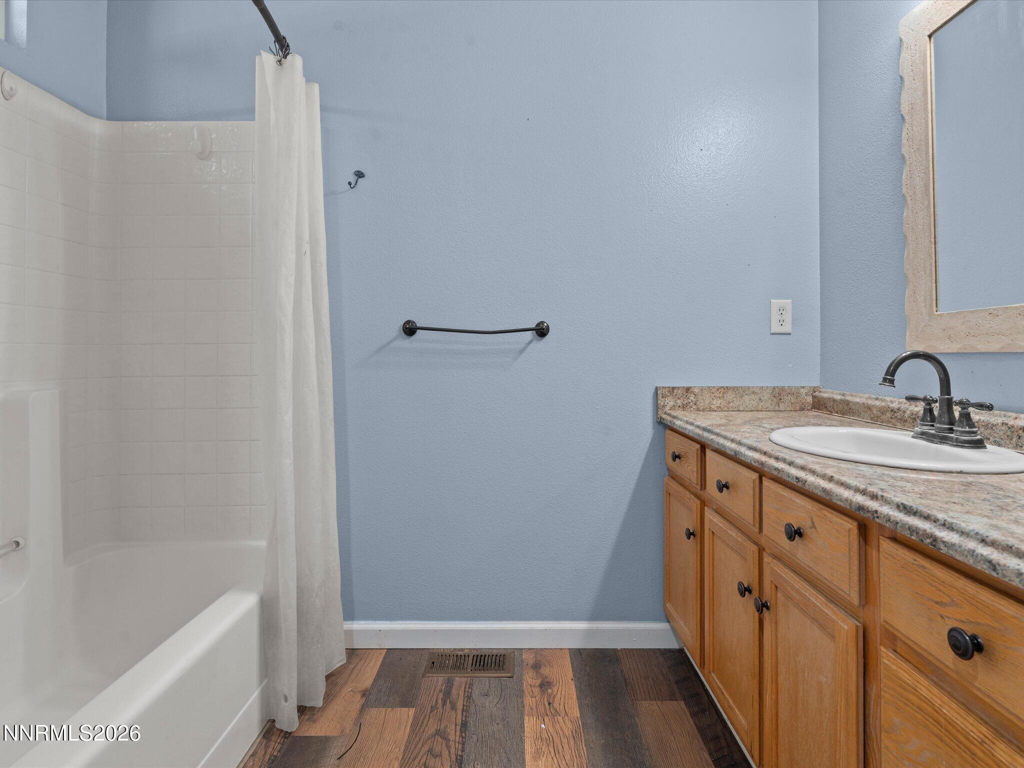 1476 Grey Bluffs Drive Property Photo 22