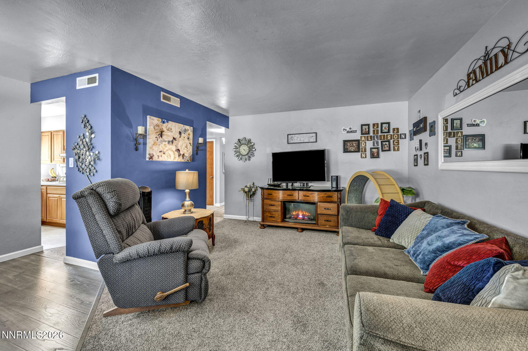 26 E I Street Property Photo 5