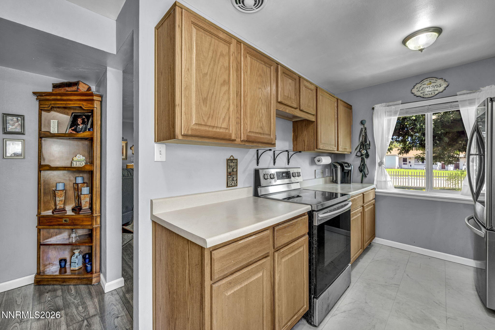 26 E I Street Property Photo 12