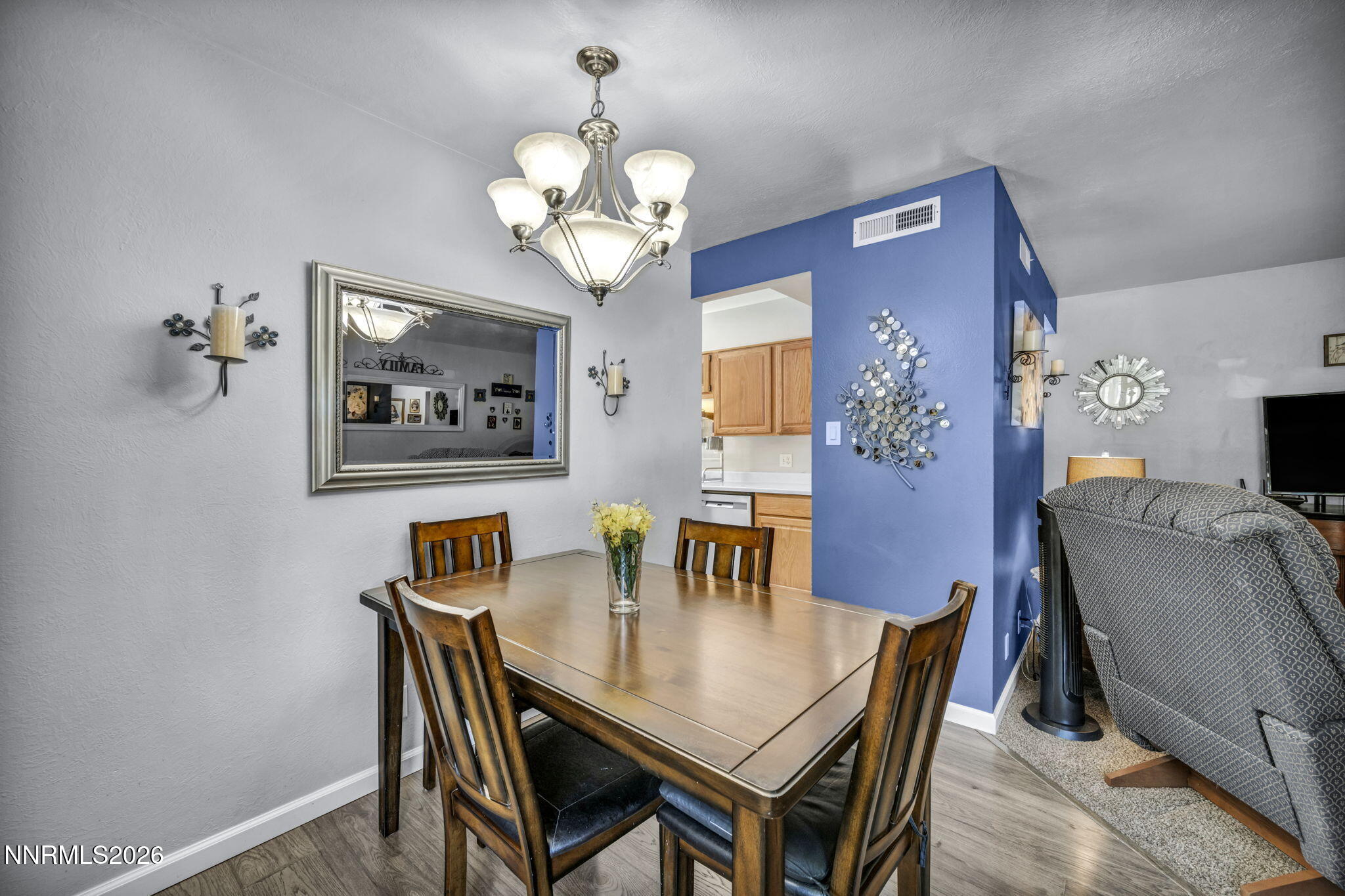 26 E I Street Property Photo 13