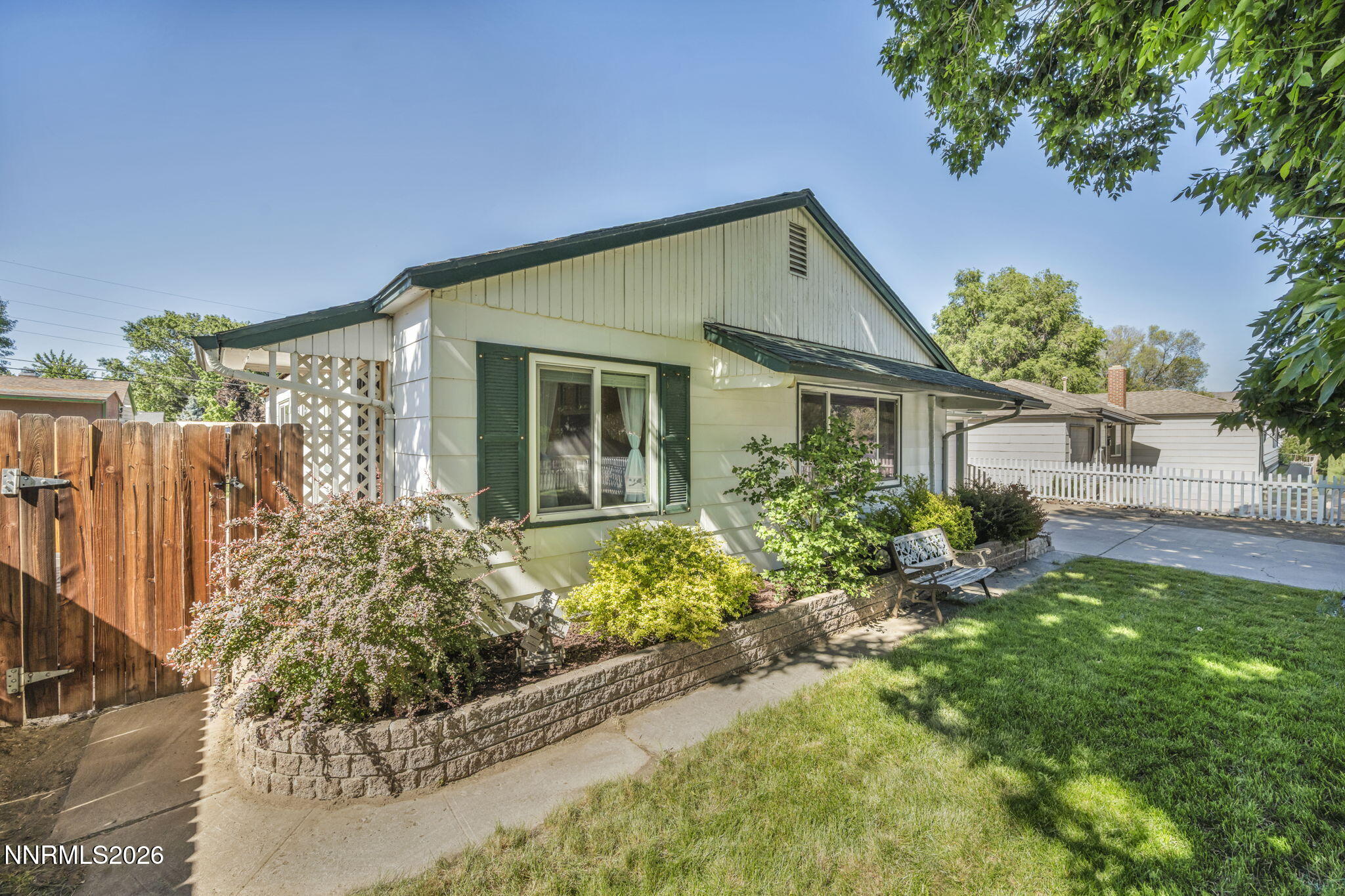 26 E I Street Property Photo 55